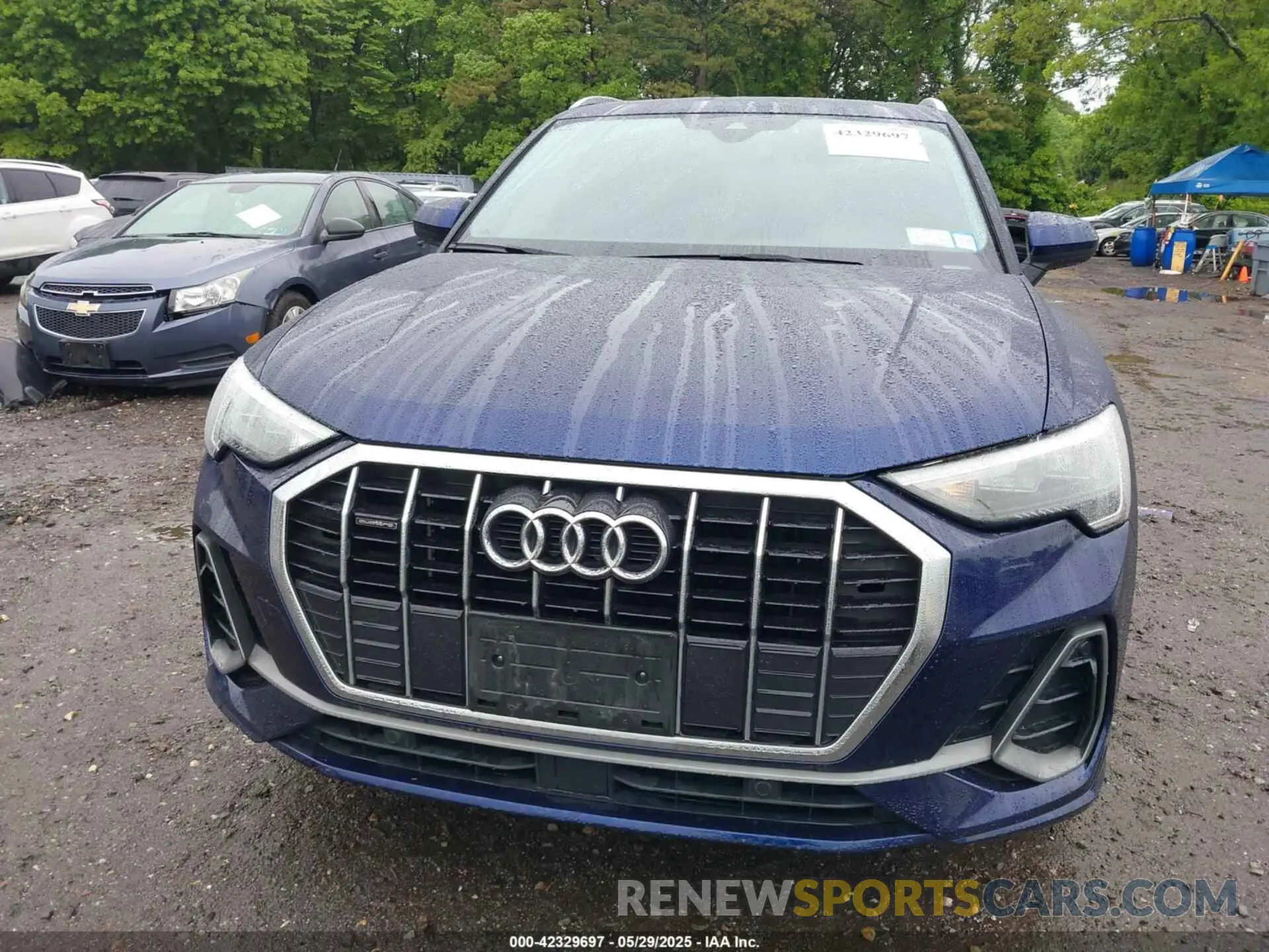 12 Photograph of a damaged car WA1DECF31M1017356 AUDI Q3 2021