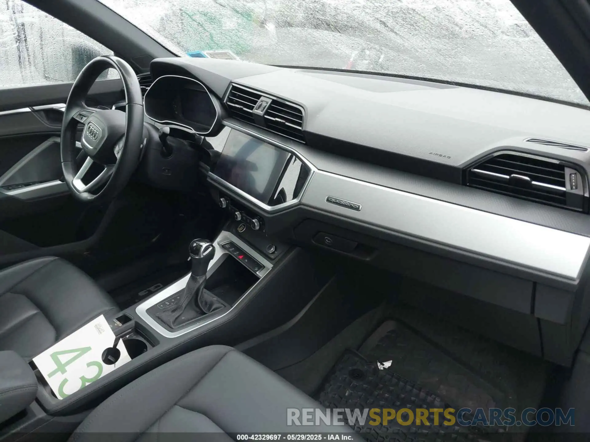 5 Photograph of a damaged car WA1DECF31M1017356 AUDI Q3 2021