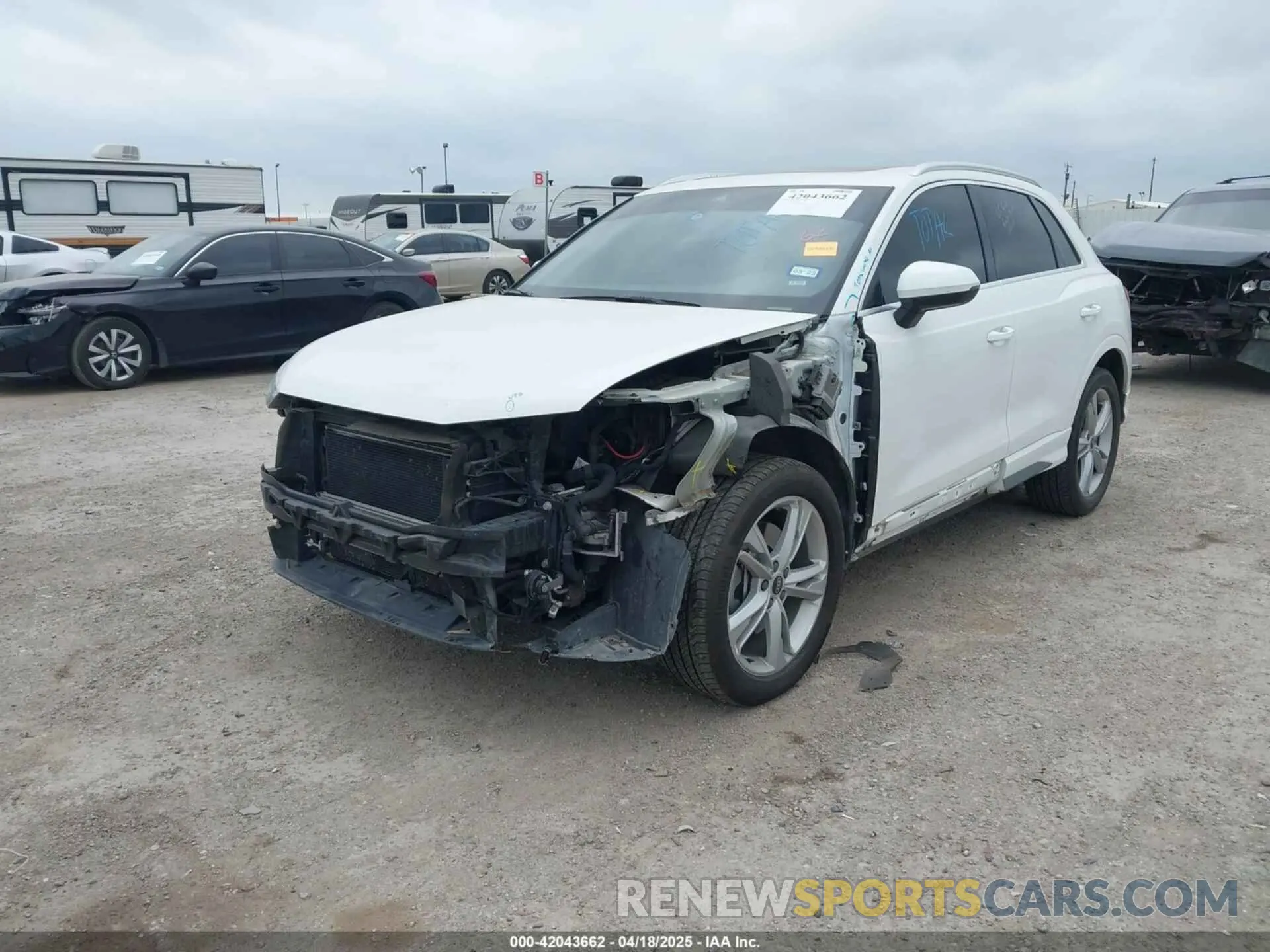 6 Photograph of a damaged car WA1DECF31M1024386 AUDI Q3 2021