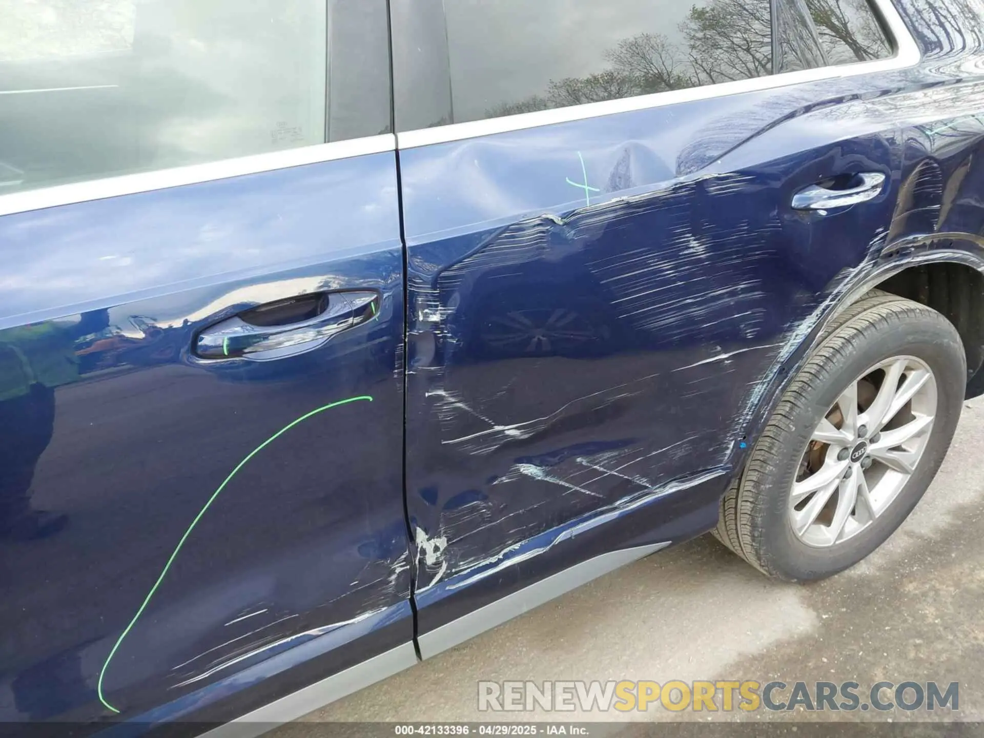 6 Photograph of a damaged car WA1DECF31M1031368 AUDI Q3 2021