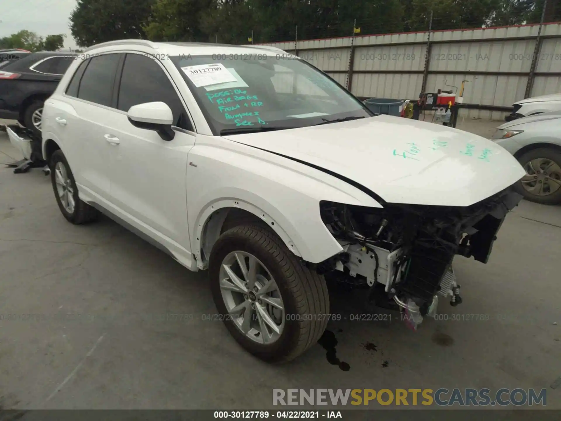 1 Photograph of a damaged car WA1DECF31M1070087 AUDI Q3 2021