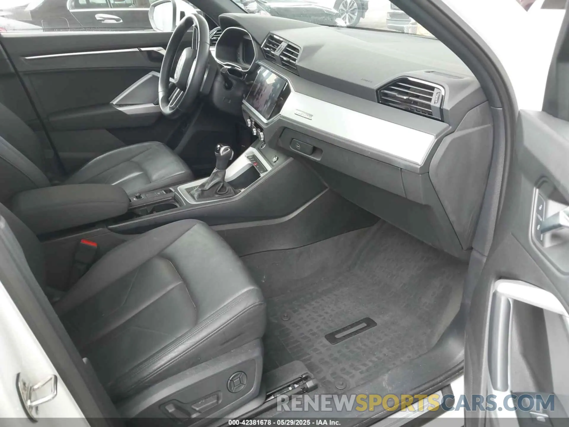 5 Photograph of a damaged car WA1DECF31M1074155 AUDI Q3 2021
