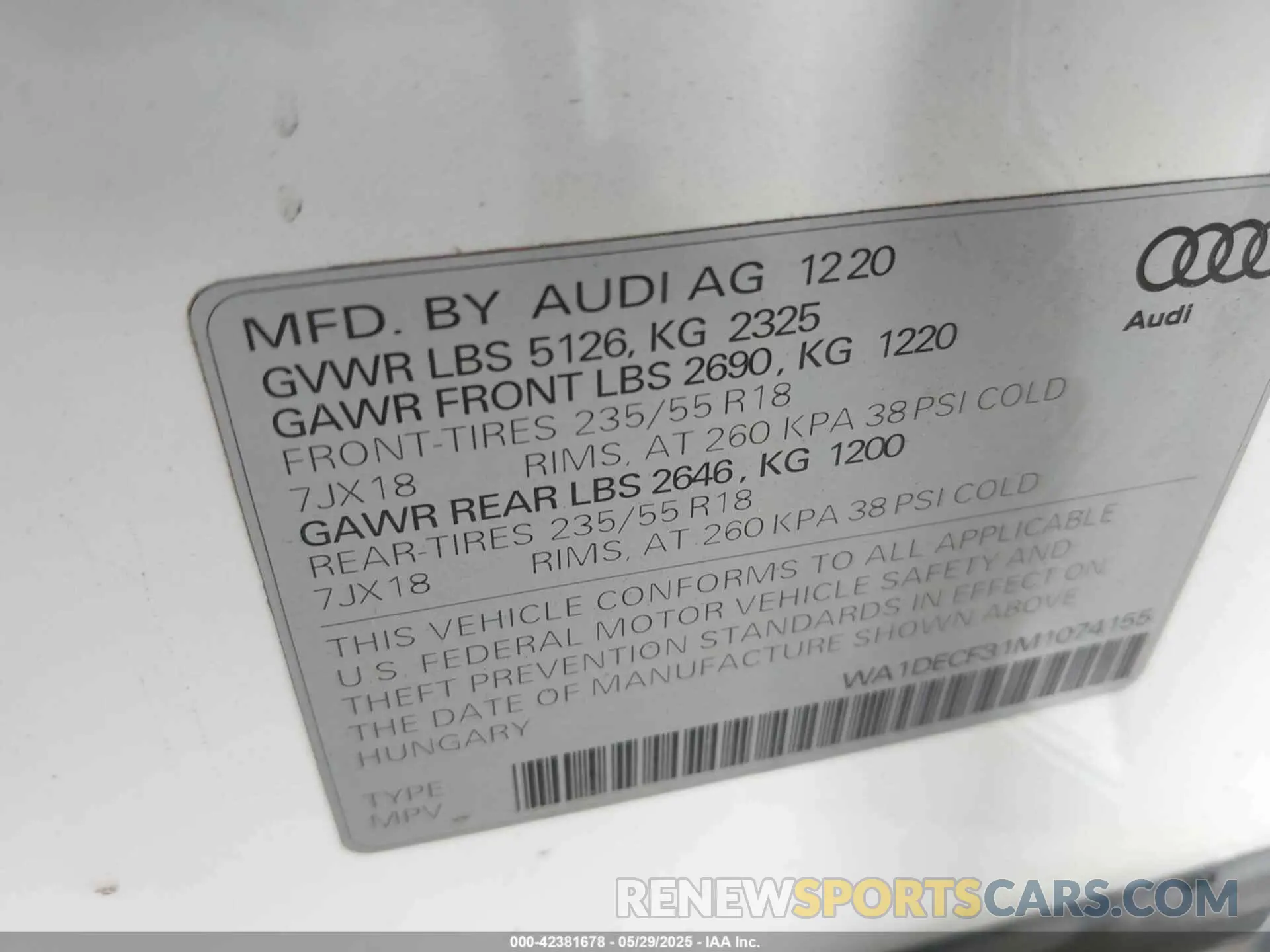 9 Photograph of a damaged car WA1DECF31M1074155 AUDI Q3 2021