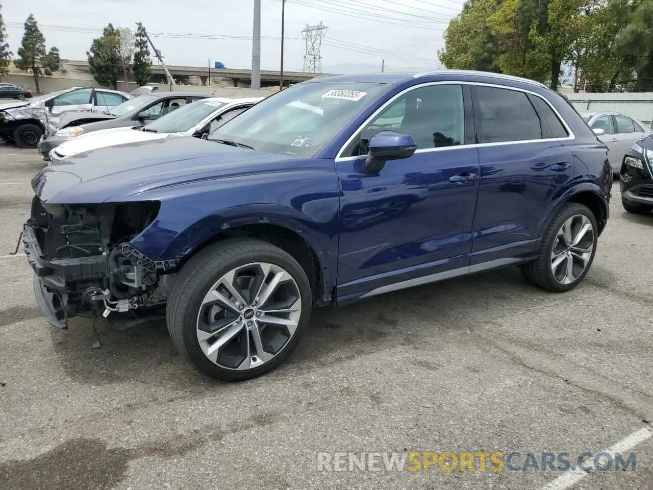 1 Photograph of a damaged car WA1DECF32M1032528 AUDI Q3 2021