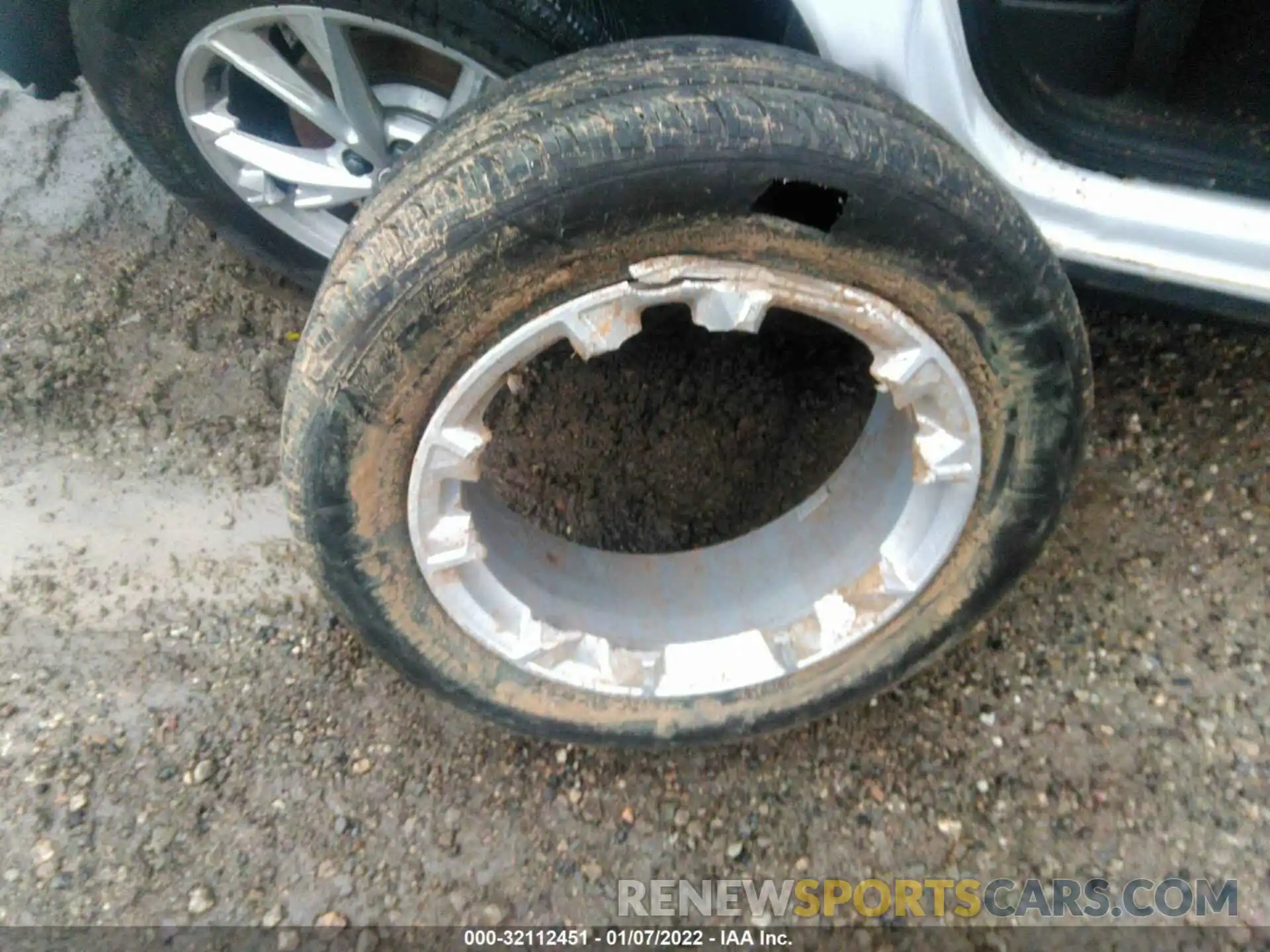 11 Photograph of a damaged car WA1DECF32M1037535 AUDI Q3 2021