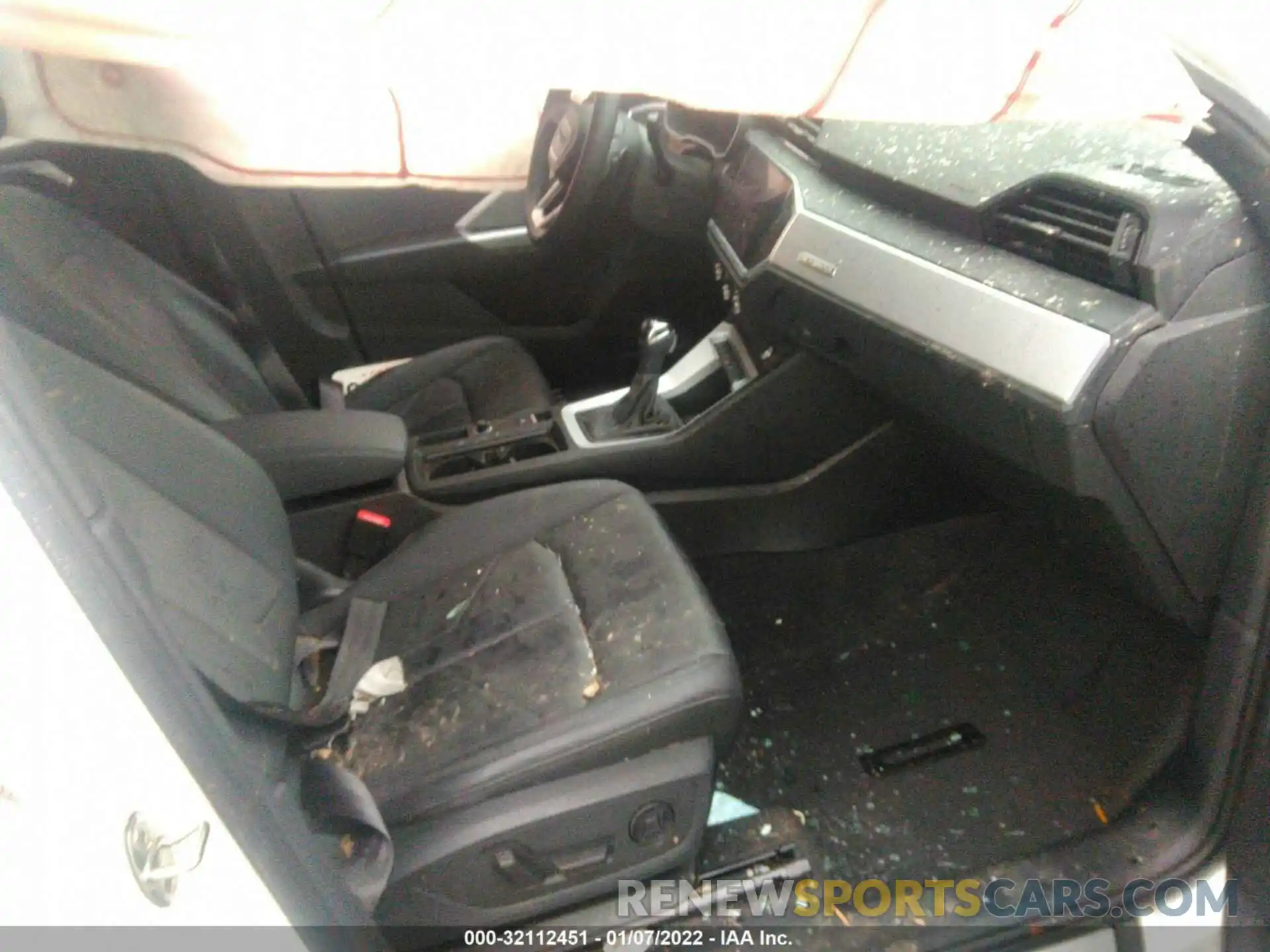 5 Photograph of a damaged car WA1DECF32M1037535 AUDI Q3 2021