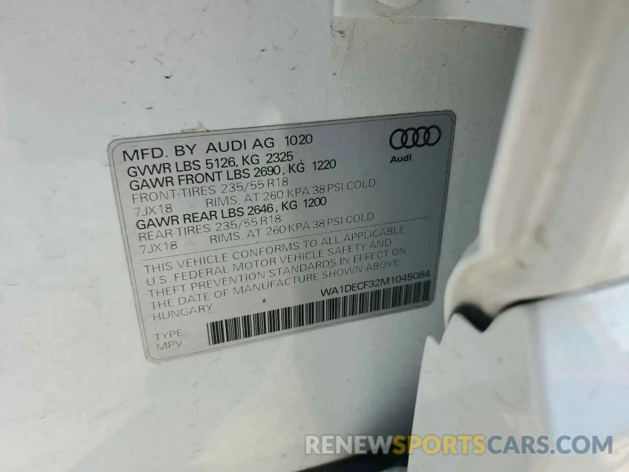 12 Photograph of a damaged car WA1DECF32M1045084 AUDI Q3 2021