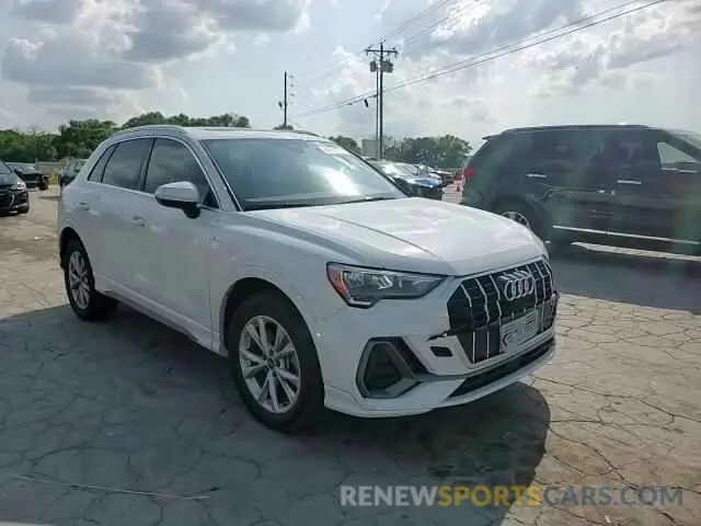 13 Photograph of a damaged car WA1DECF32M1045084 AUDI Q3 2021