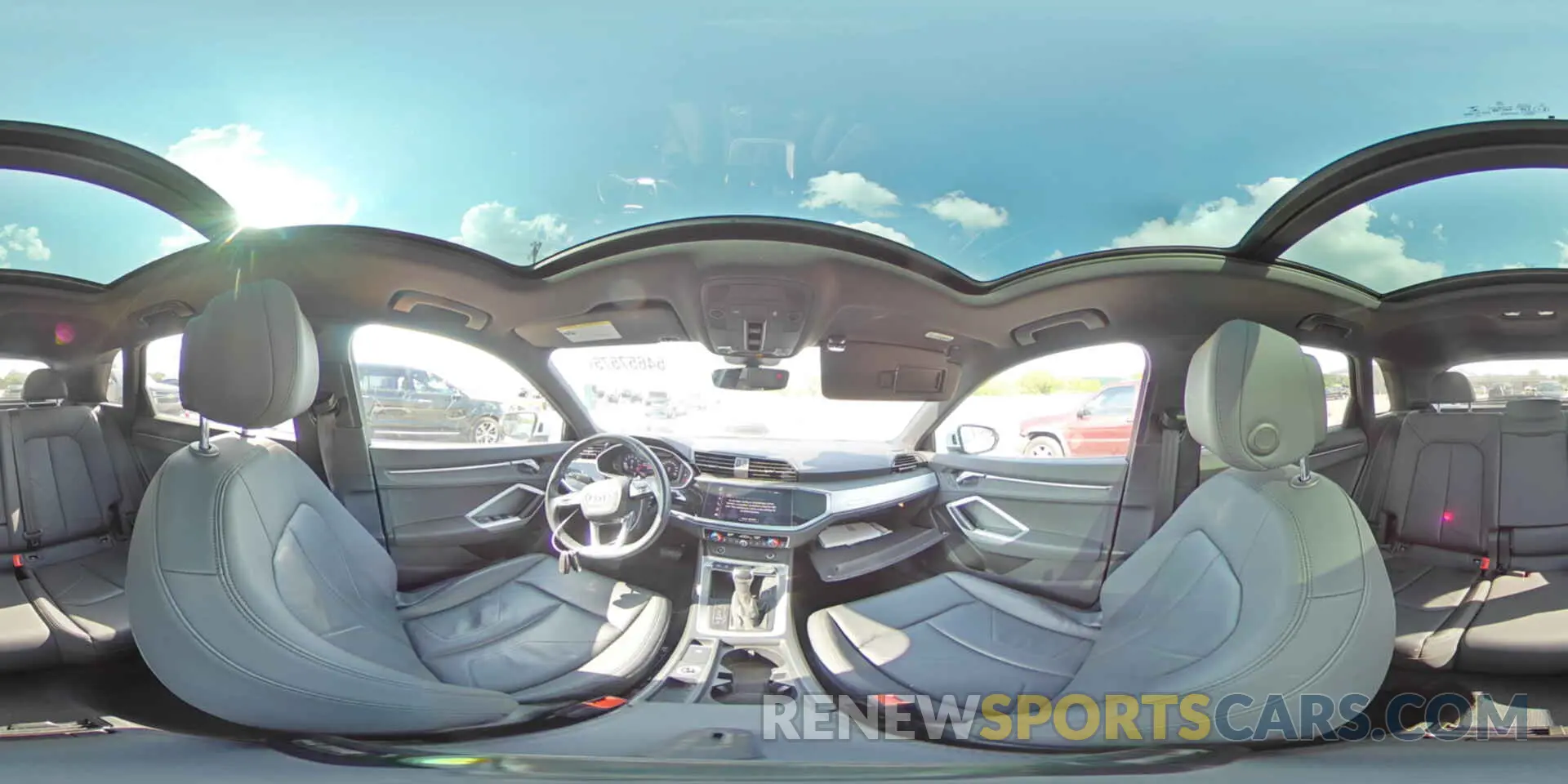 14 Photograph of a damaged car WA1DECF32M1045084 AUDI Q3 2021