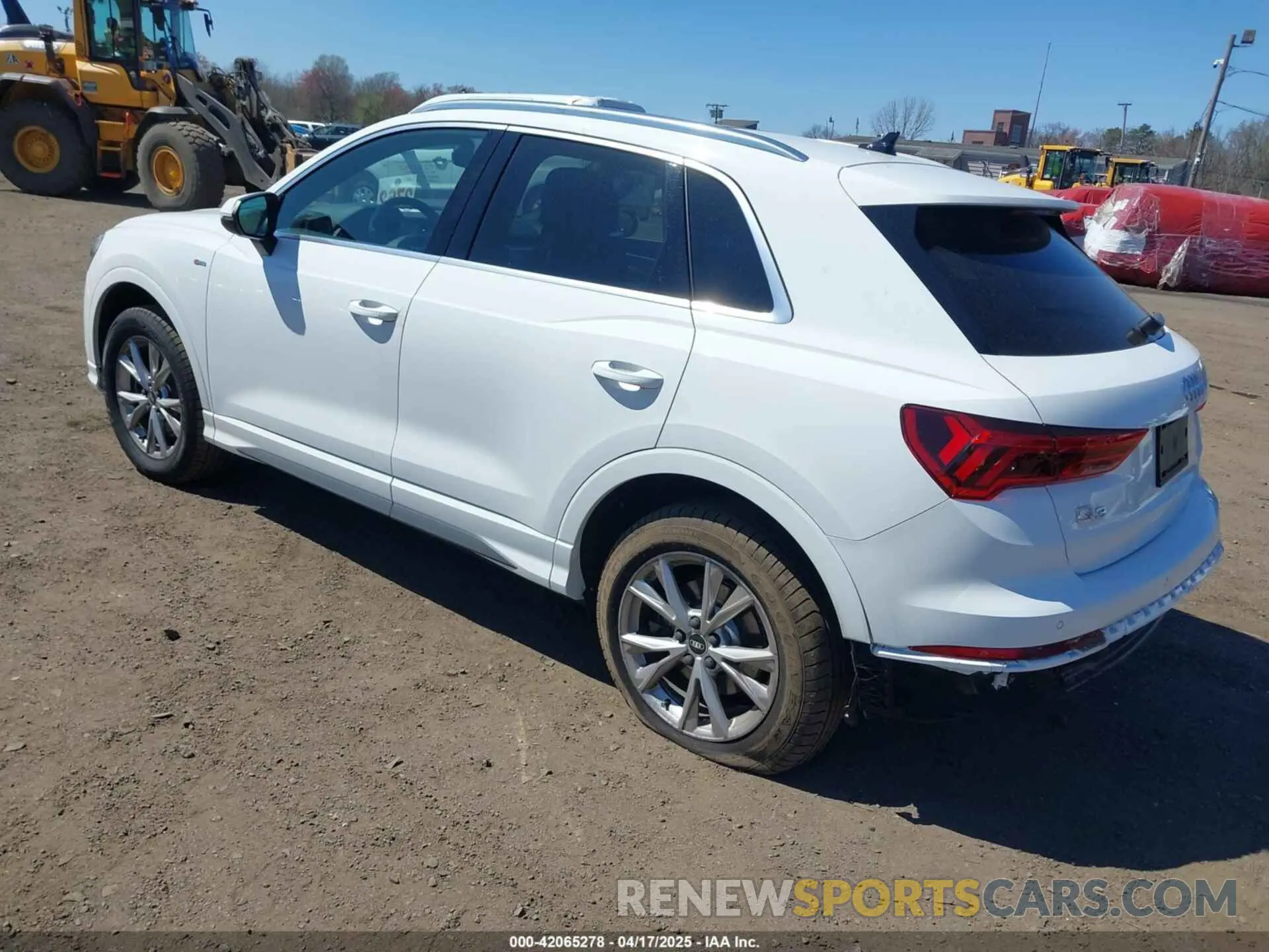3 Photograph of a damaged car WA1DECF32M1054786 AUDI Q3 2021