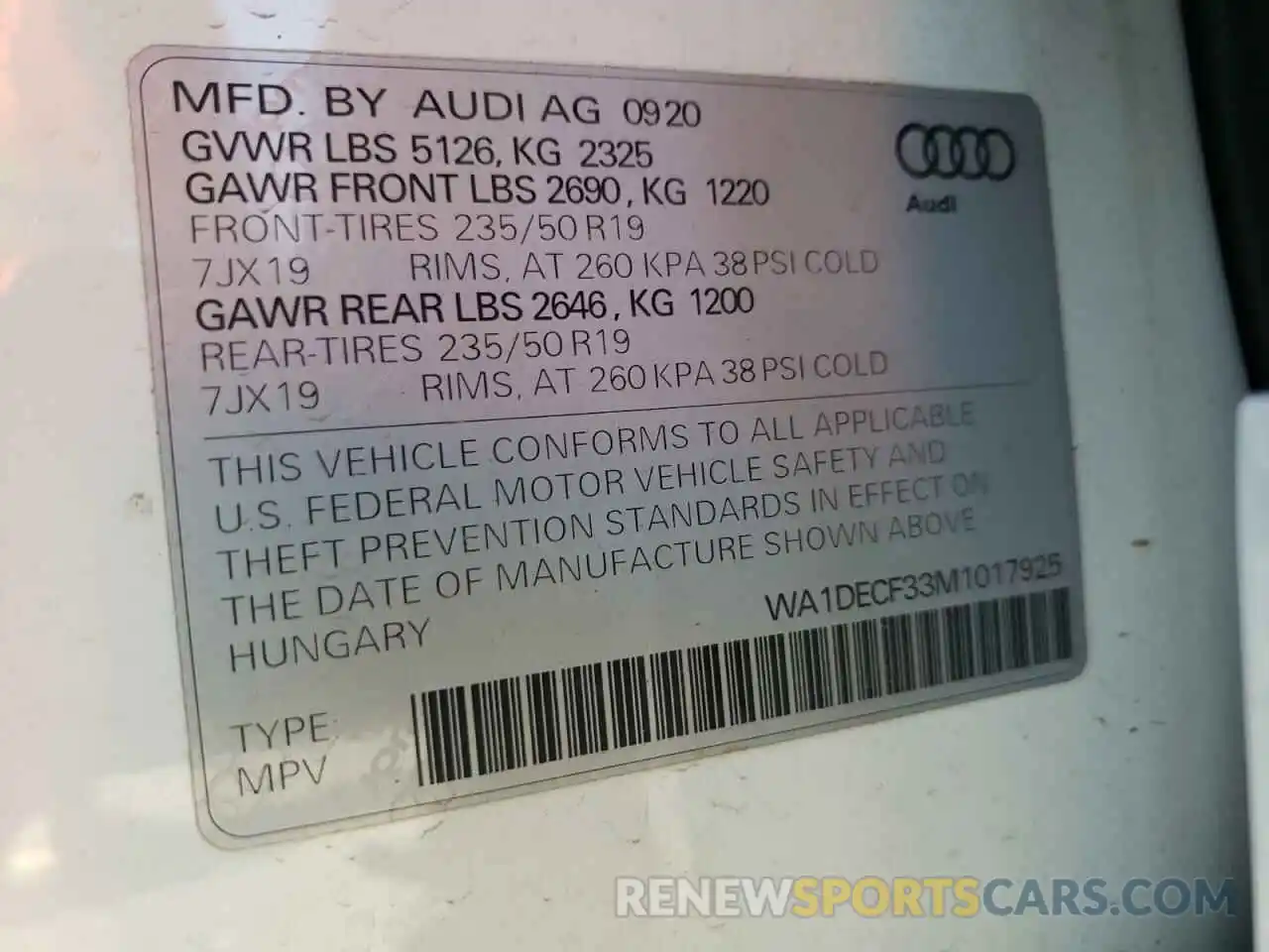 10 Photograph of a damaged car WA1DECF33M1017925 AUDI Q3 2021