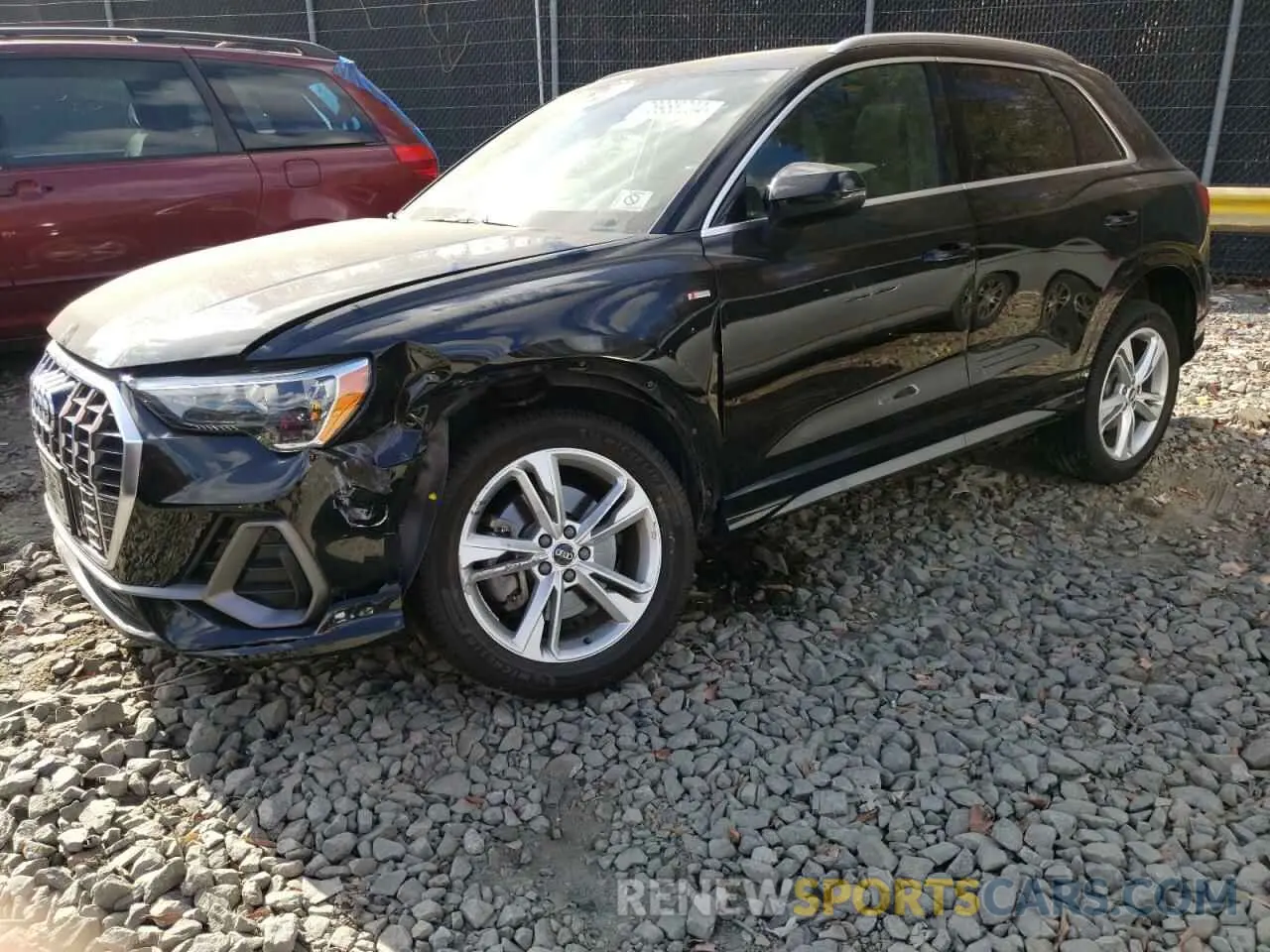 1 Photograph of a damaged car WA1DECF33M1028830 AUDI Q3 2021