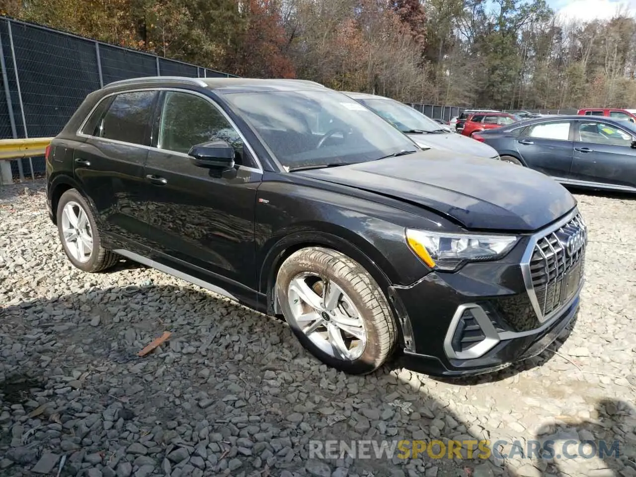 4 Photograph of a damaged car WA1DECF33M1028830 AUDI Q3 2021