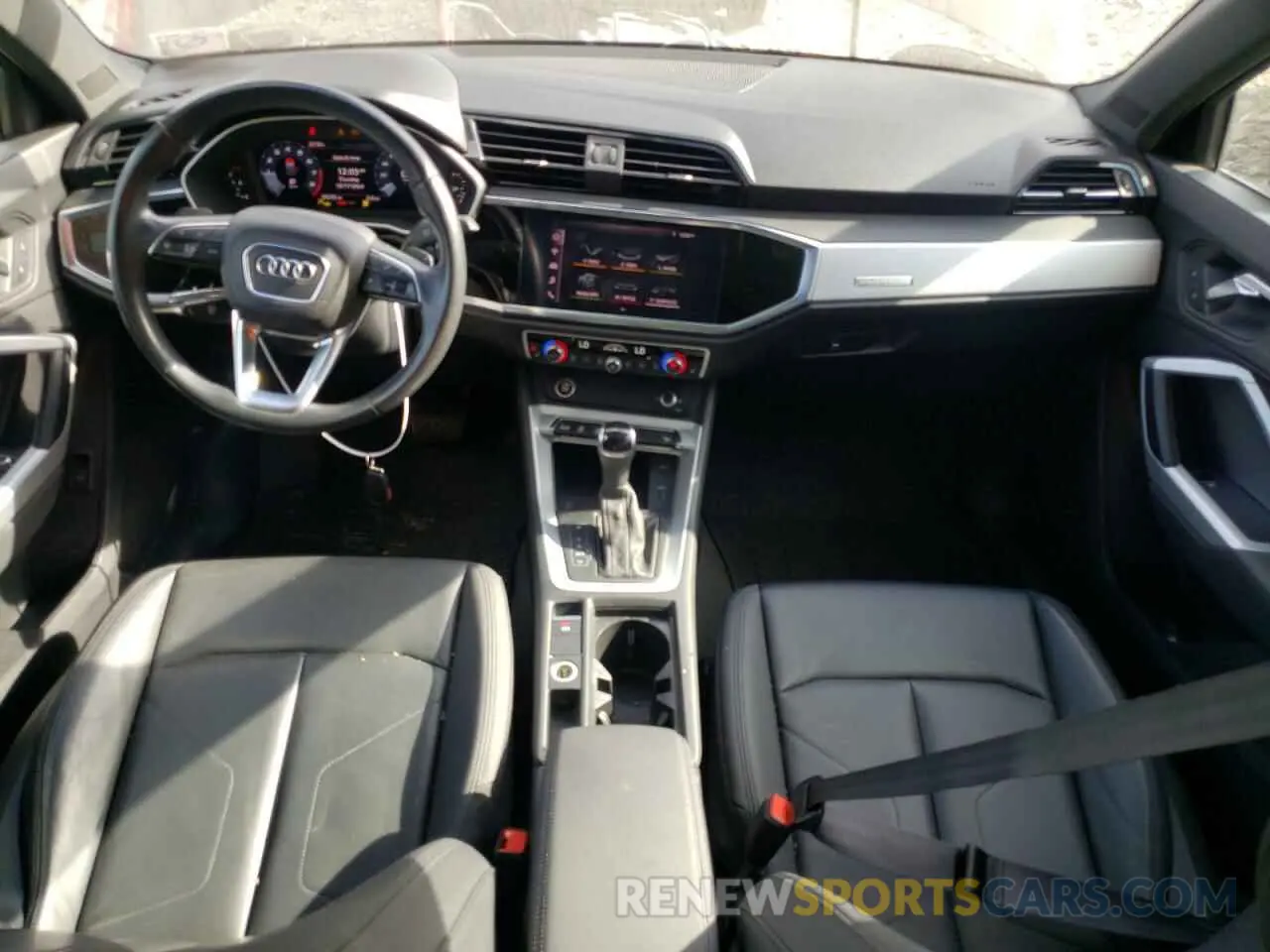 8 Photograph of a damaged car WA1DECF33M1028830 AUDI Q3 2021