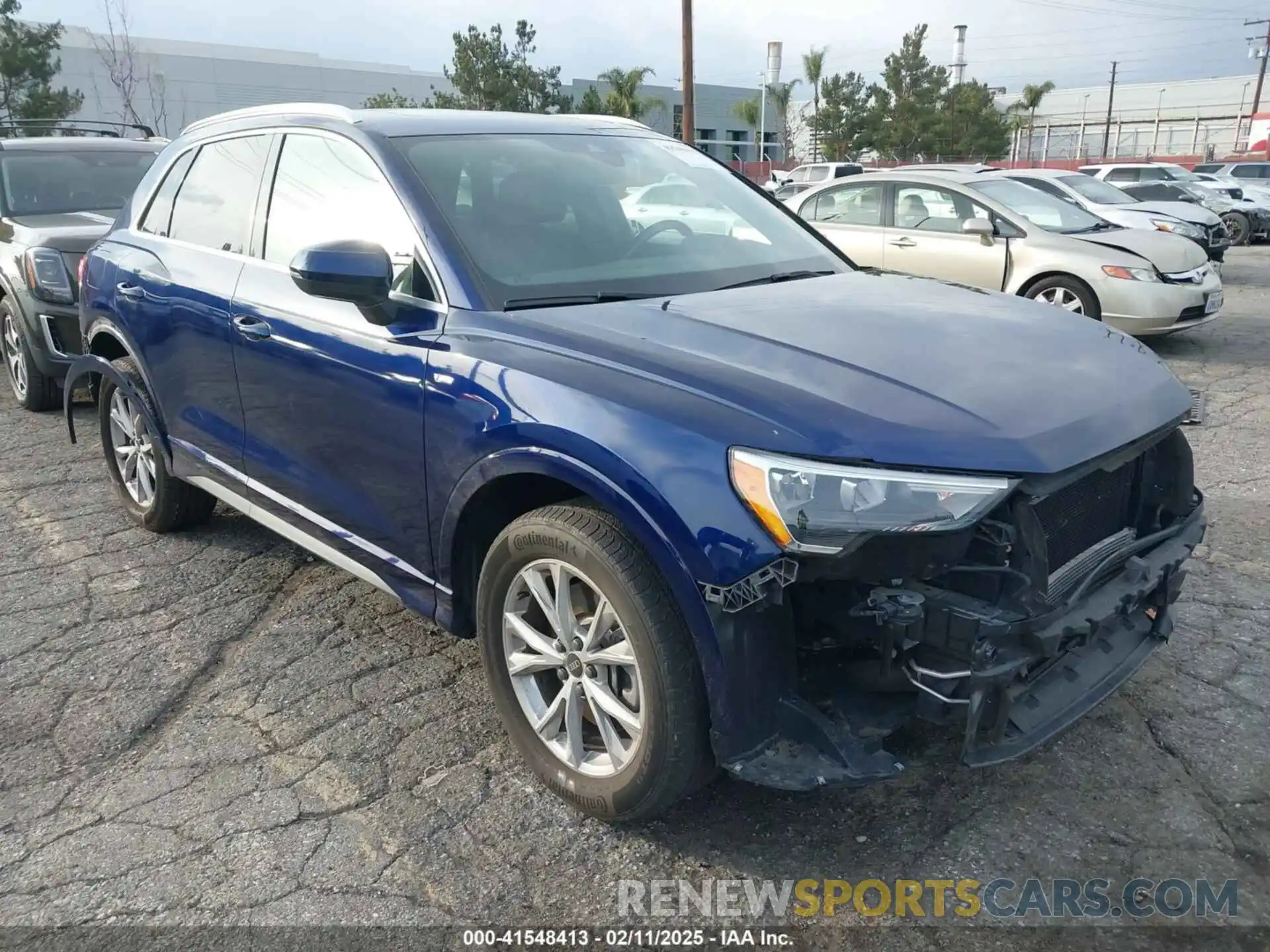 1 Photograph of a damaged car WA1DECF33M1036703 AUDI Q3 2021