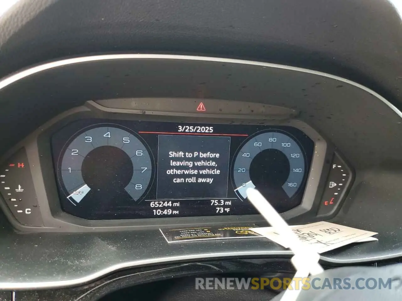 9 Photograph of a damaged car WA1DECF33M1082709 AUDI Q3 2021