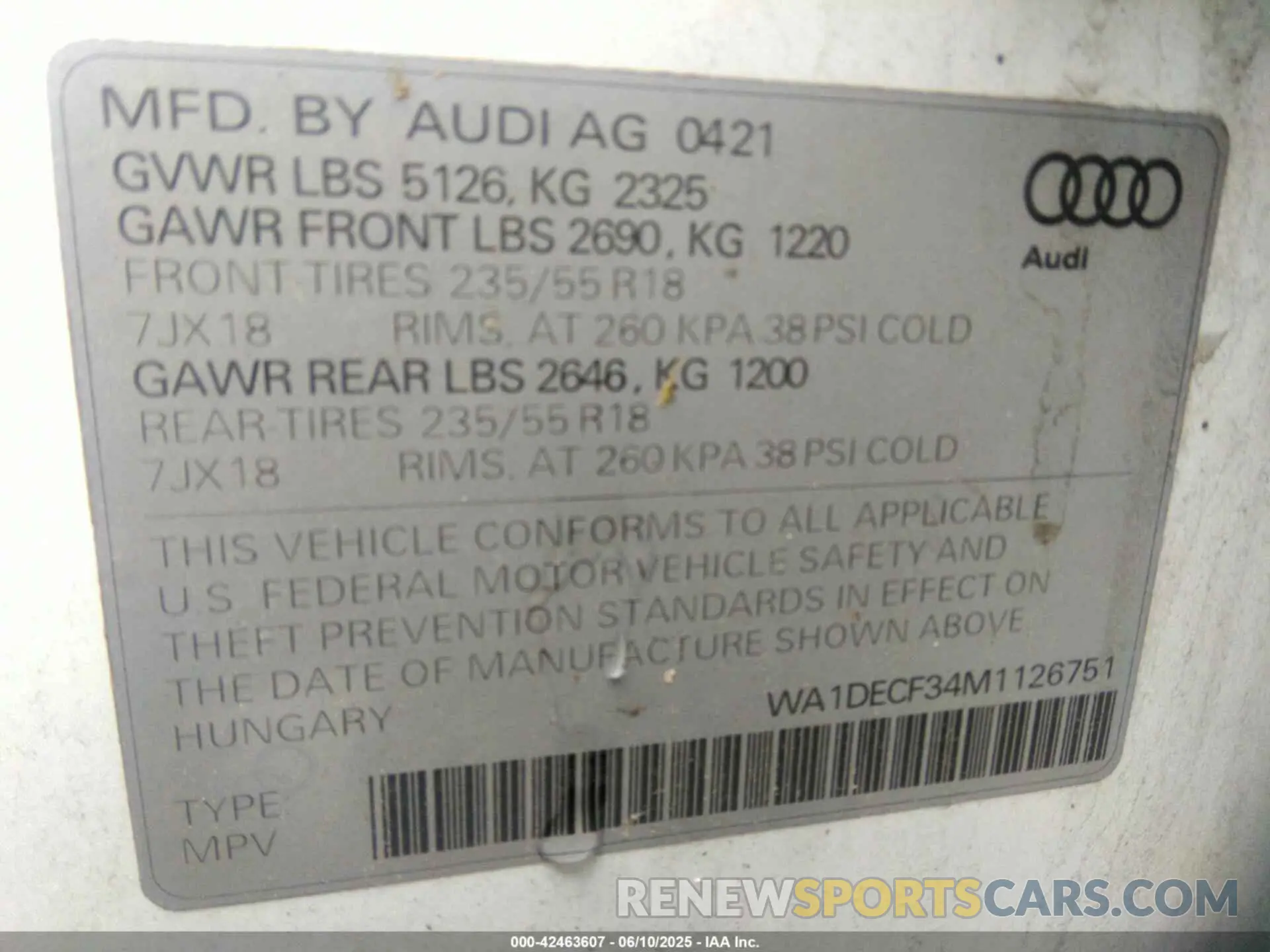 9 Photograph of a damaged car WA1DECF34M1126751 AUDI Q3 2021