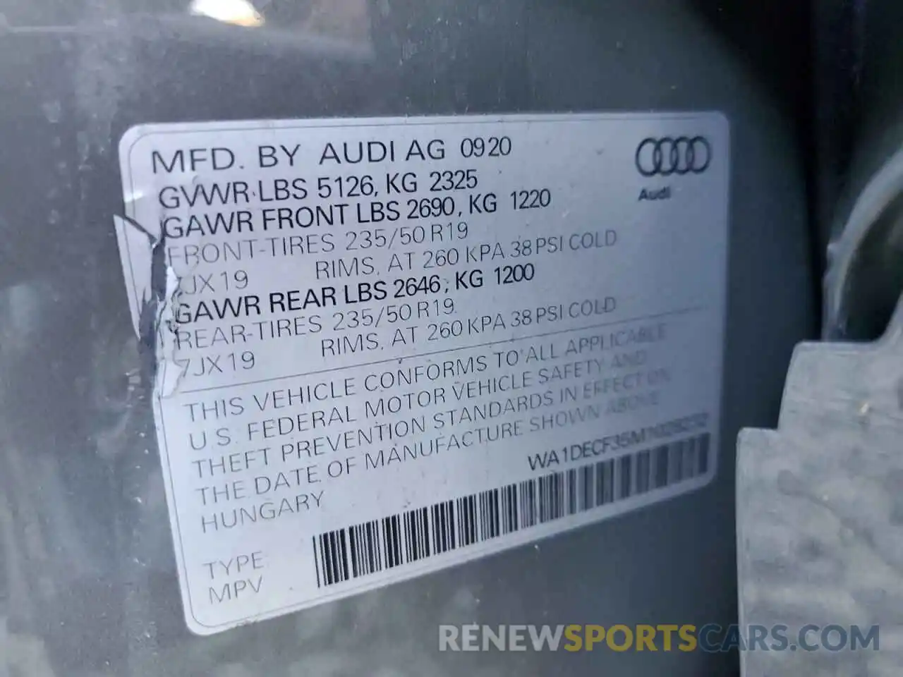 10 Photograph of a damaged car WA1DECF35M1028232 AUDI Q3 2021