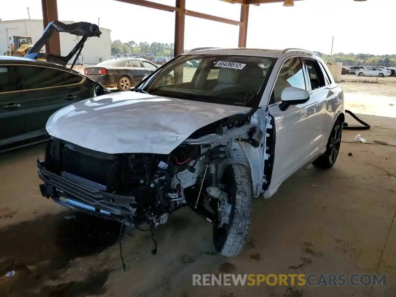 2 Photograph of a damaged car WA1DECF35M1040266 AUDI Q3 2021