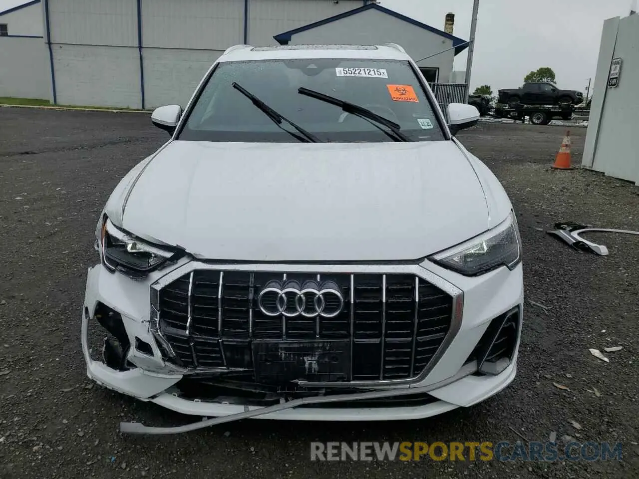 5 Photograph of a damaged car WA1DECF36M1025713 AUDI Q3 2021