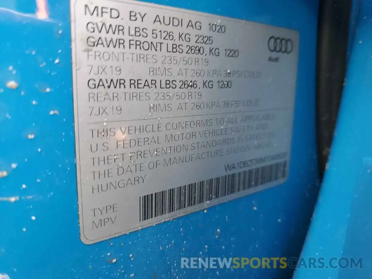 13 Photograph of a damaged car WA1DECF36M1040633 AUDI Q3 2021