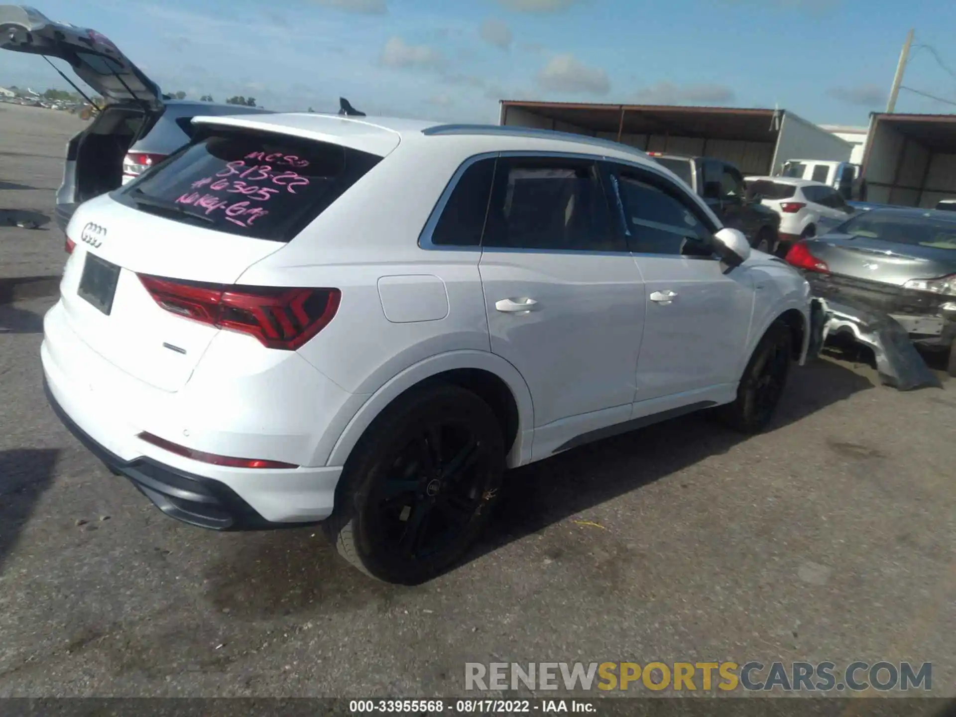 4 Photograph of a damaged car WA1DECF37M1025848 AUDI Q3 2021