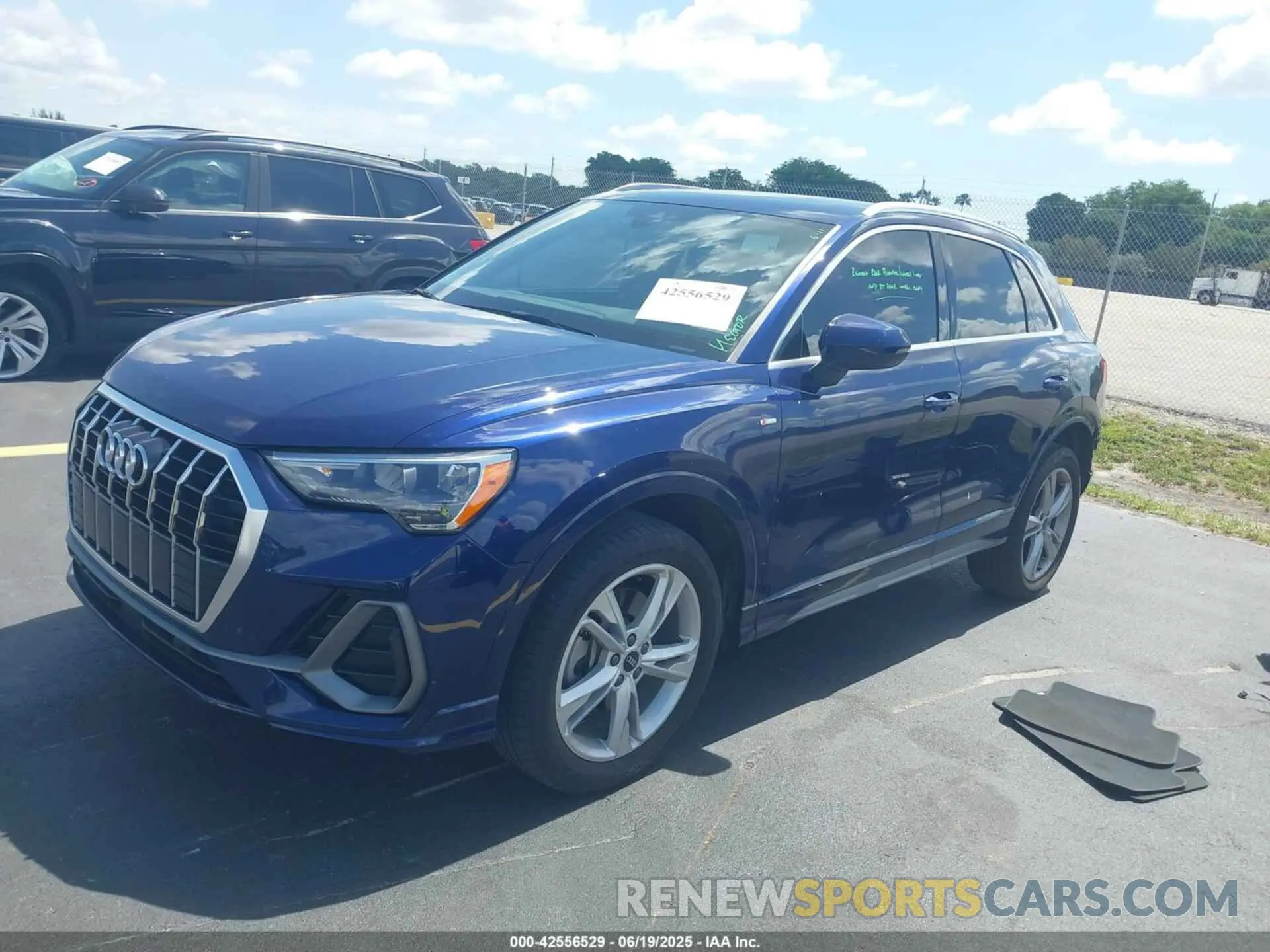 2 Photograph of a damaged car WA1DECF37M1032508 AUDI Q3 2021
