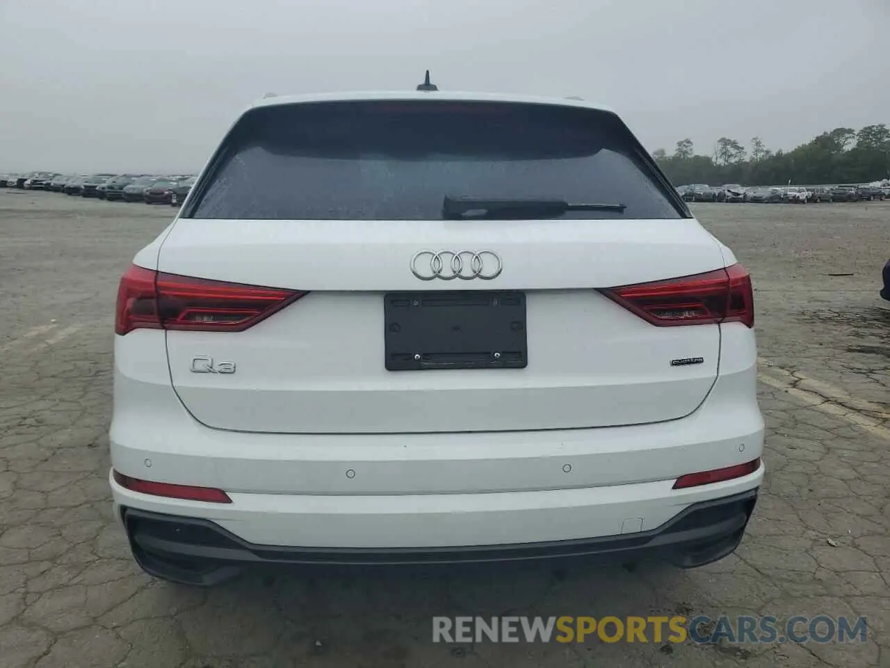 6 Photograph of a damaged car WA1DECF37M1079067 AUDI Q3 2021