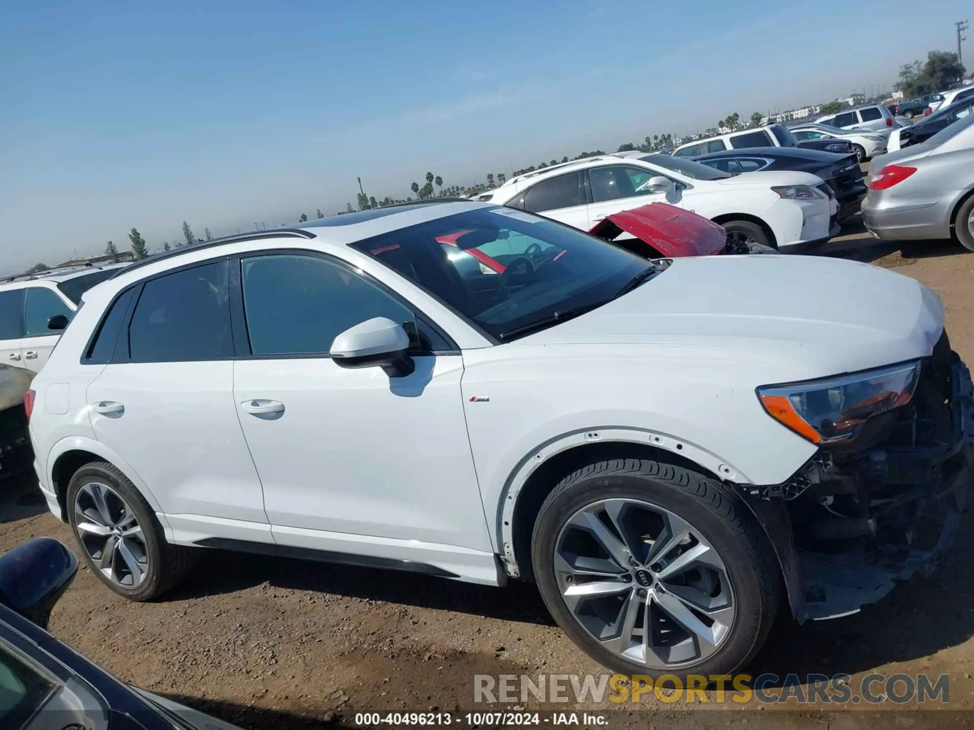 14 Photograph of a damaged car WA1DECF37M1154009 AUDI Q3 2021