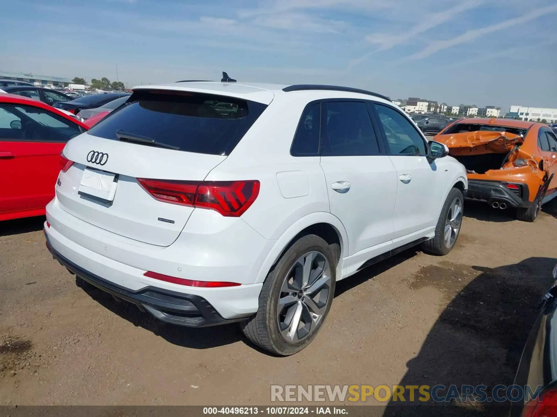 4 Photograph of a damaged car WA1DECF37M1154009 AUDI Q3 2021