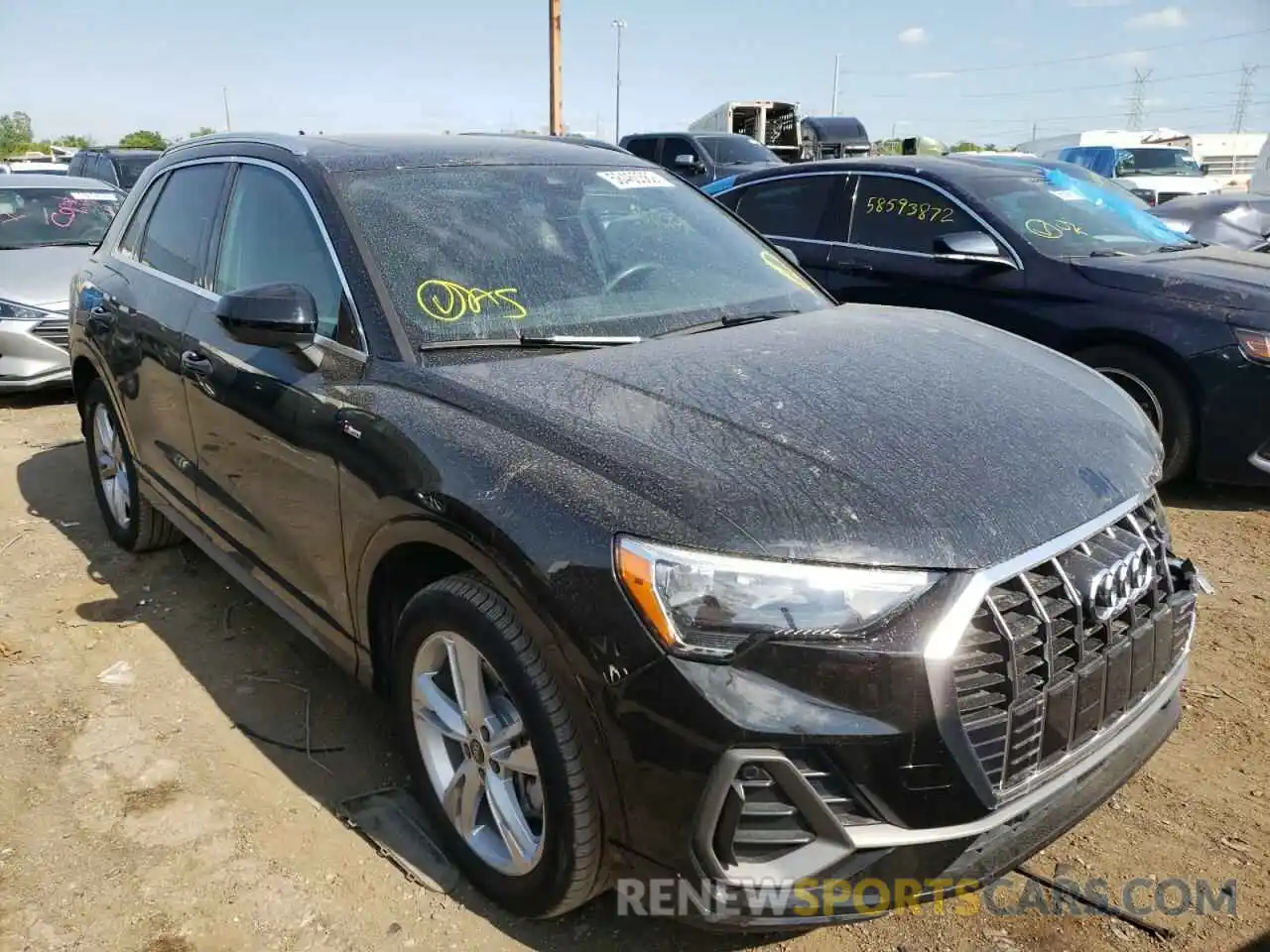 1 Photograph of a damaged car WA1DECF38M1025616 AUDI Q3 2021