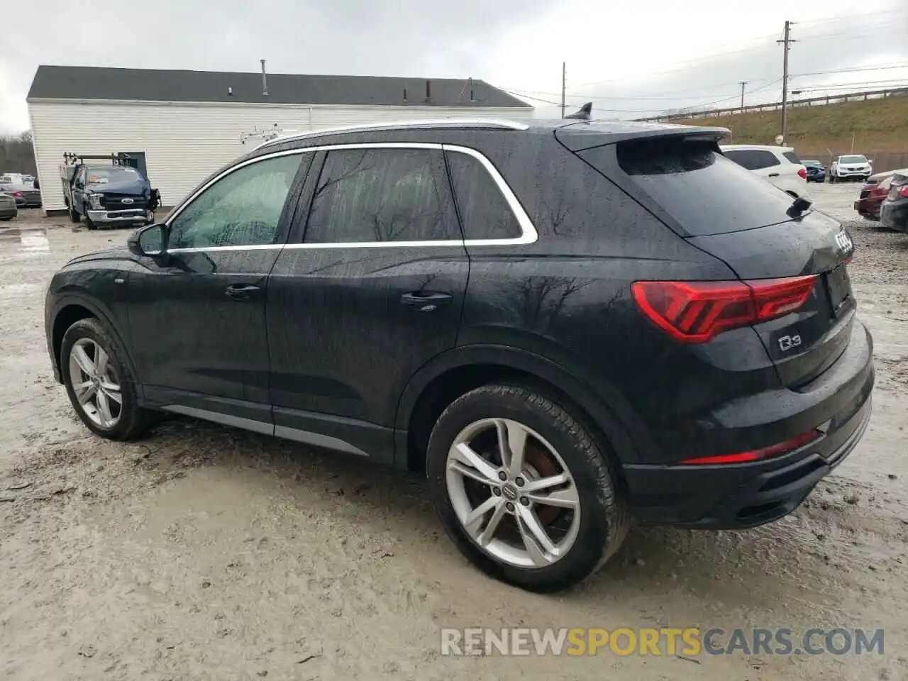 2 Photograph of a damaged car WA1DECF39M1011353 AUDI Q3 2021