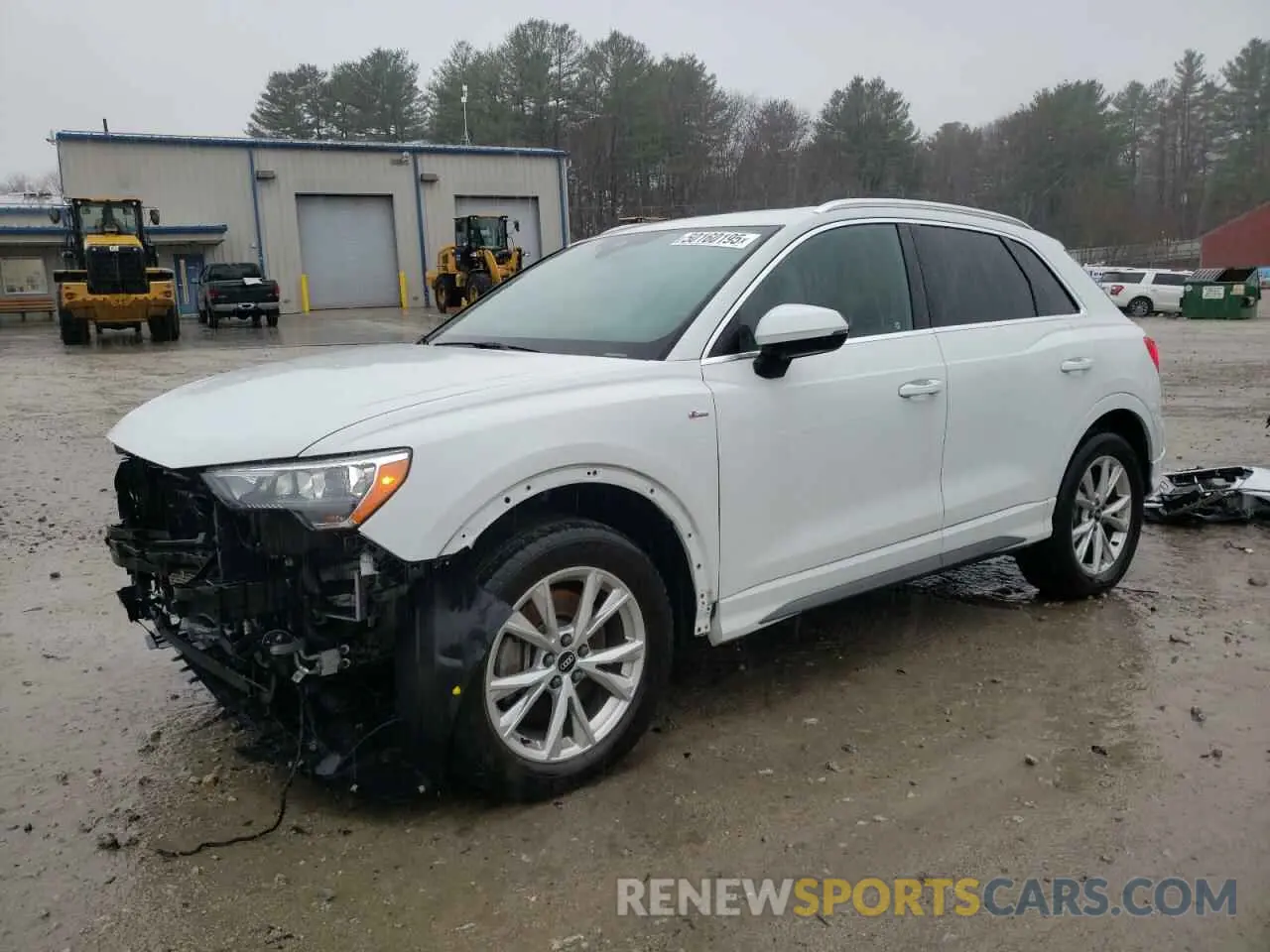 1 Photograph of a damaged car WA1DECF39M1035653 AUDI Q3 2021