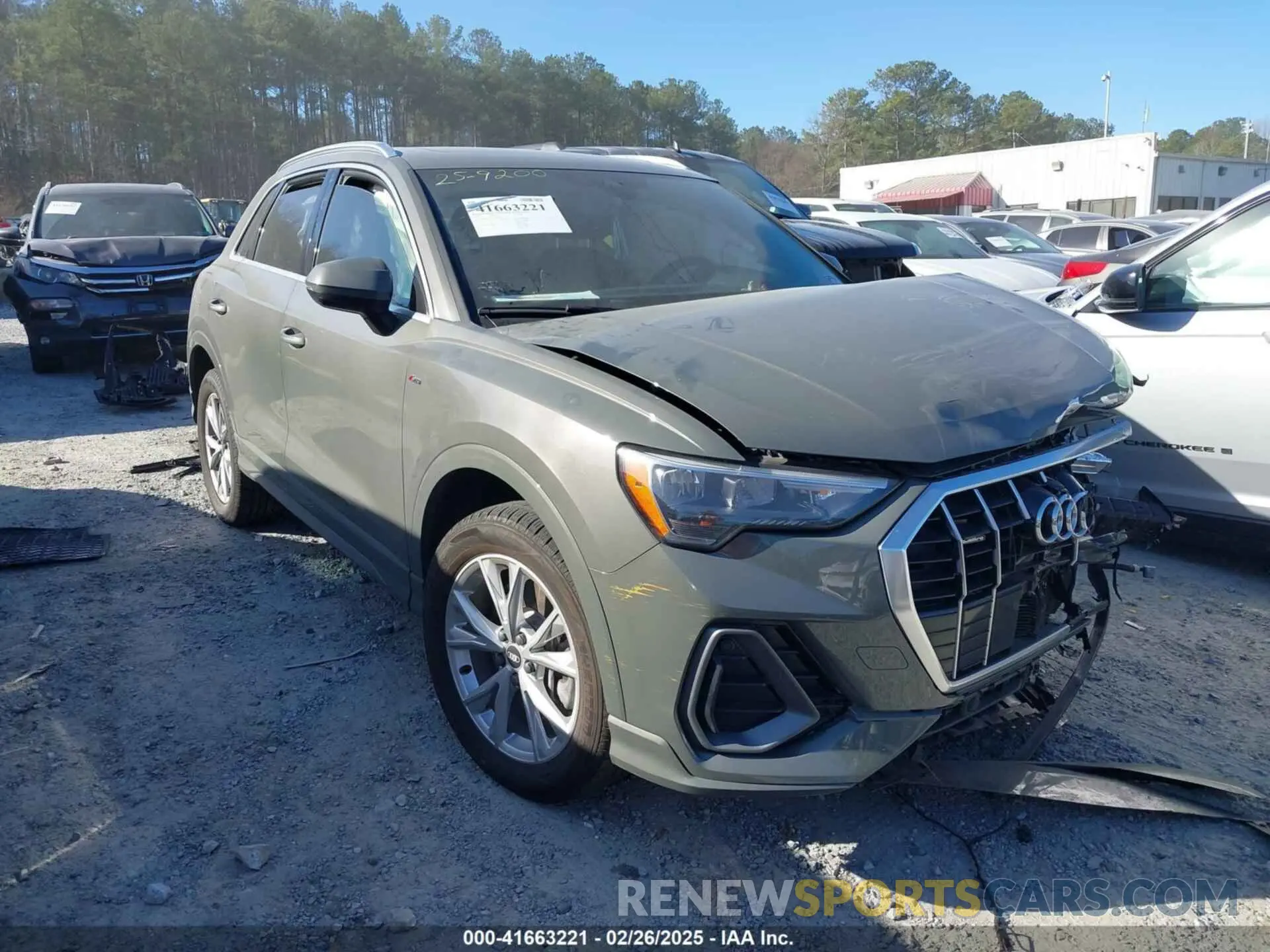 1 Photograph of a damaged car WA1DECF39M1039802 AUDI Q3 2021