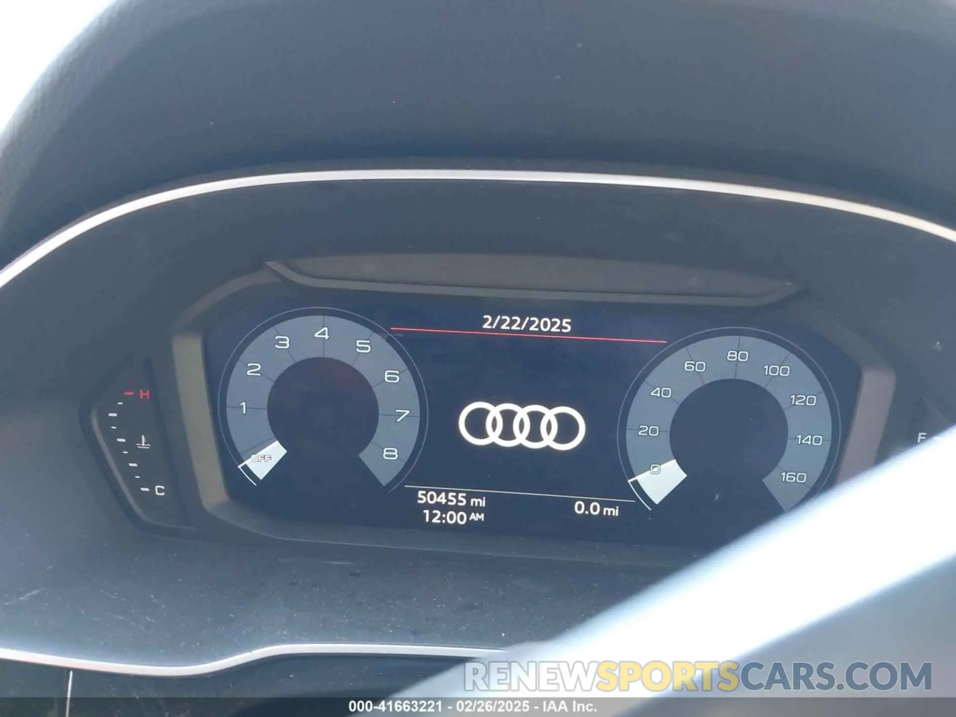 14 Photograph of a damaged car WA1DECF39M1039802 AUDI Q3 2021