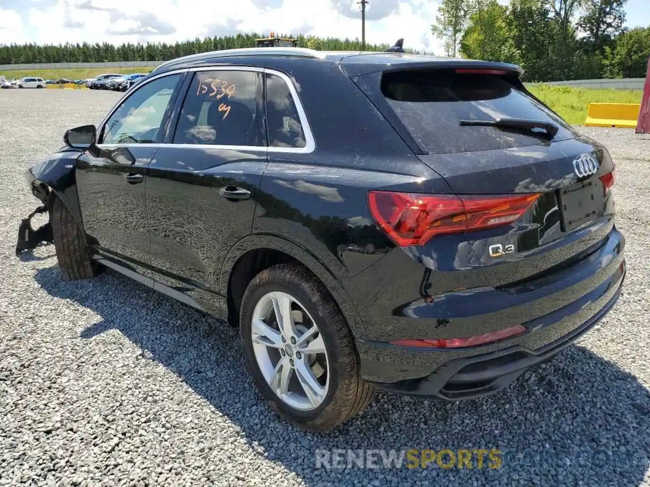 3 Photograph of a damaged car WA1DECF3XM1006534 AUDI Q3 2021