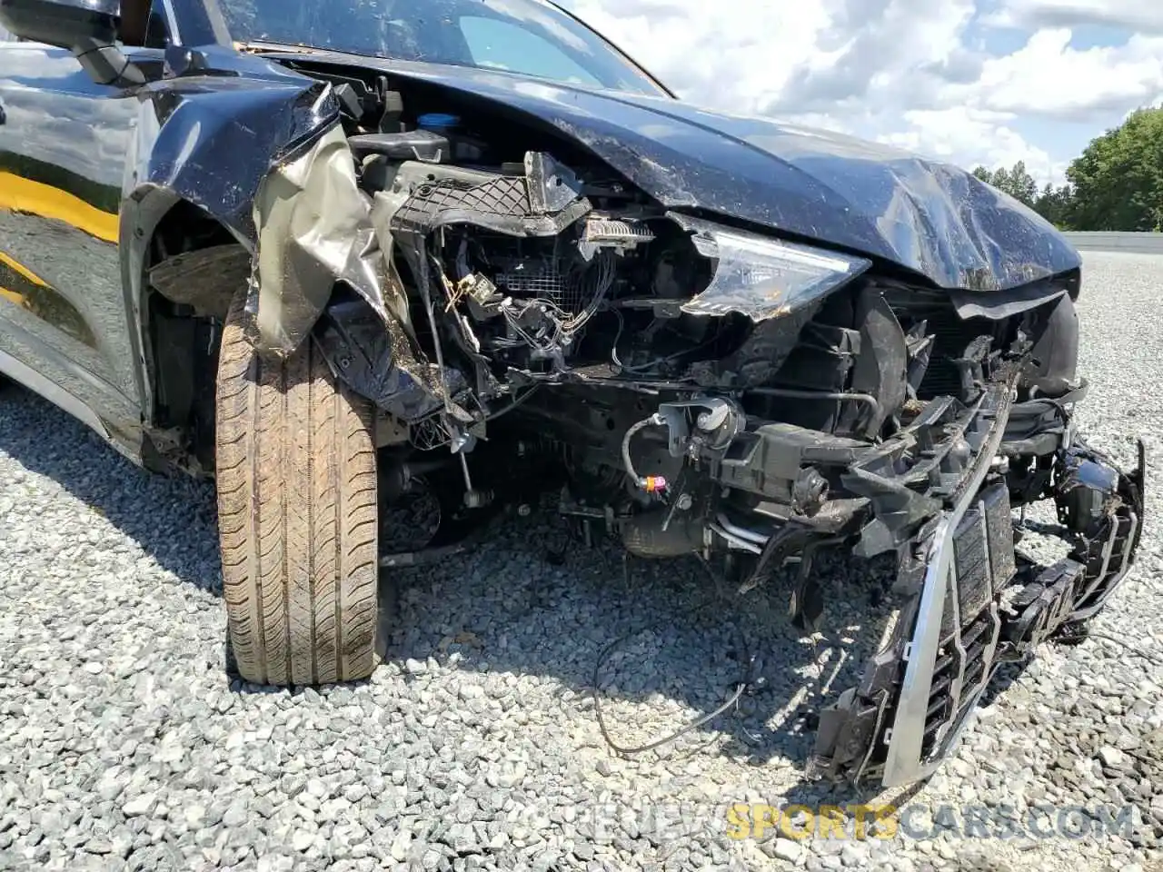 9 Photograph of a damaged car WA1DECF3XM1006534 AUDI Q3 2021