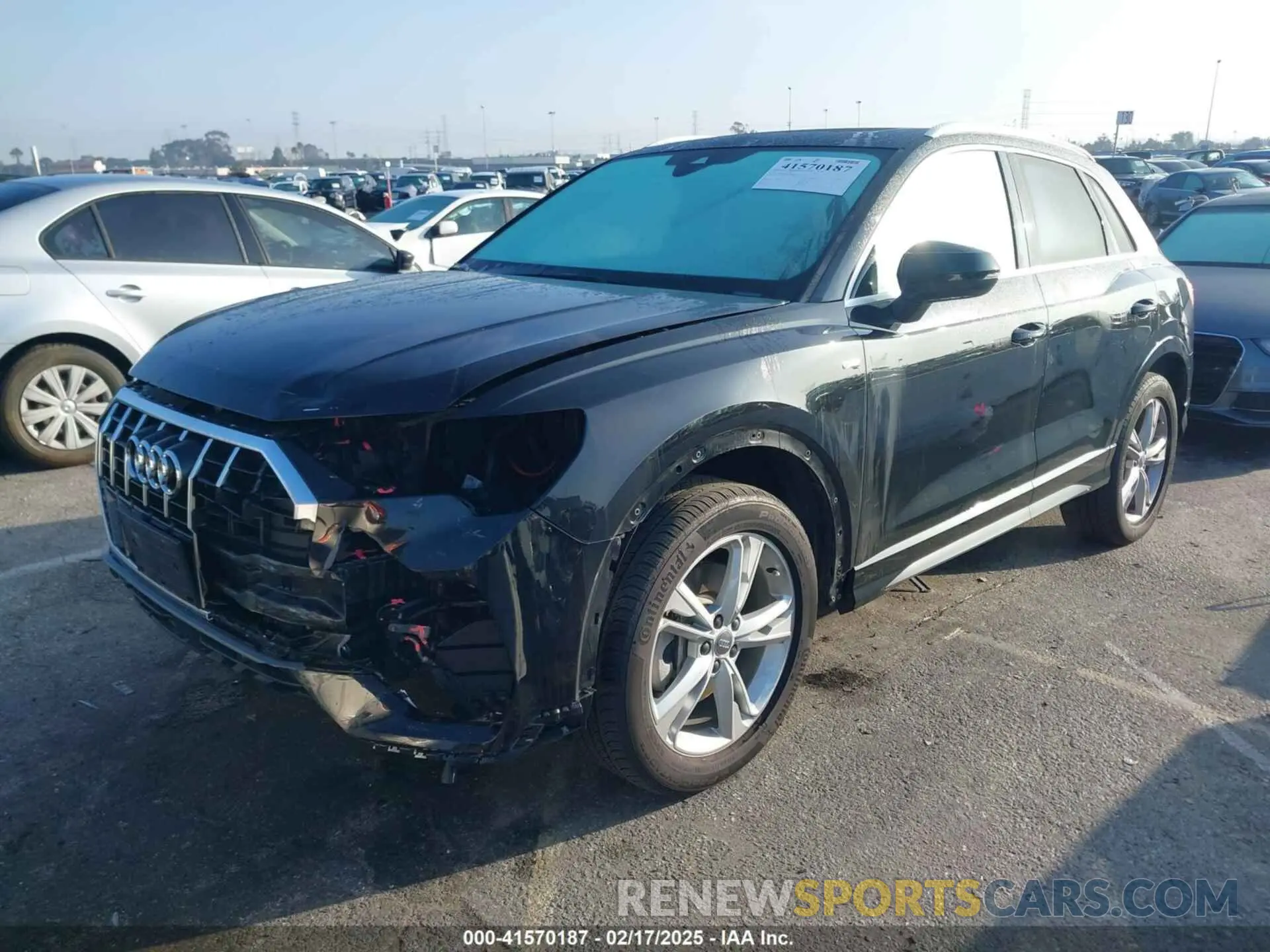 2 Photograph of a damaged car WA1DECF3XM1008140 AUDI Q3 2021