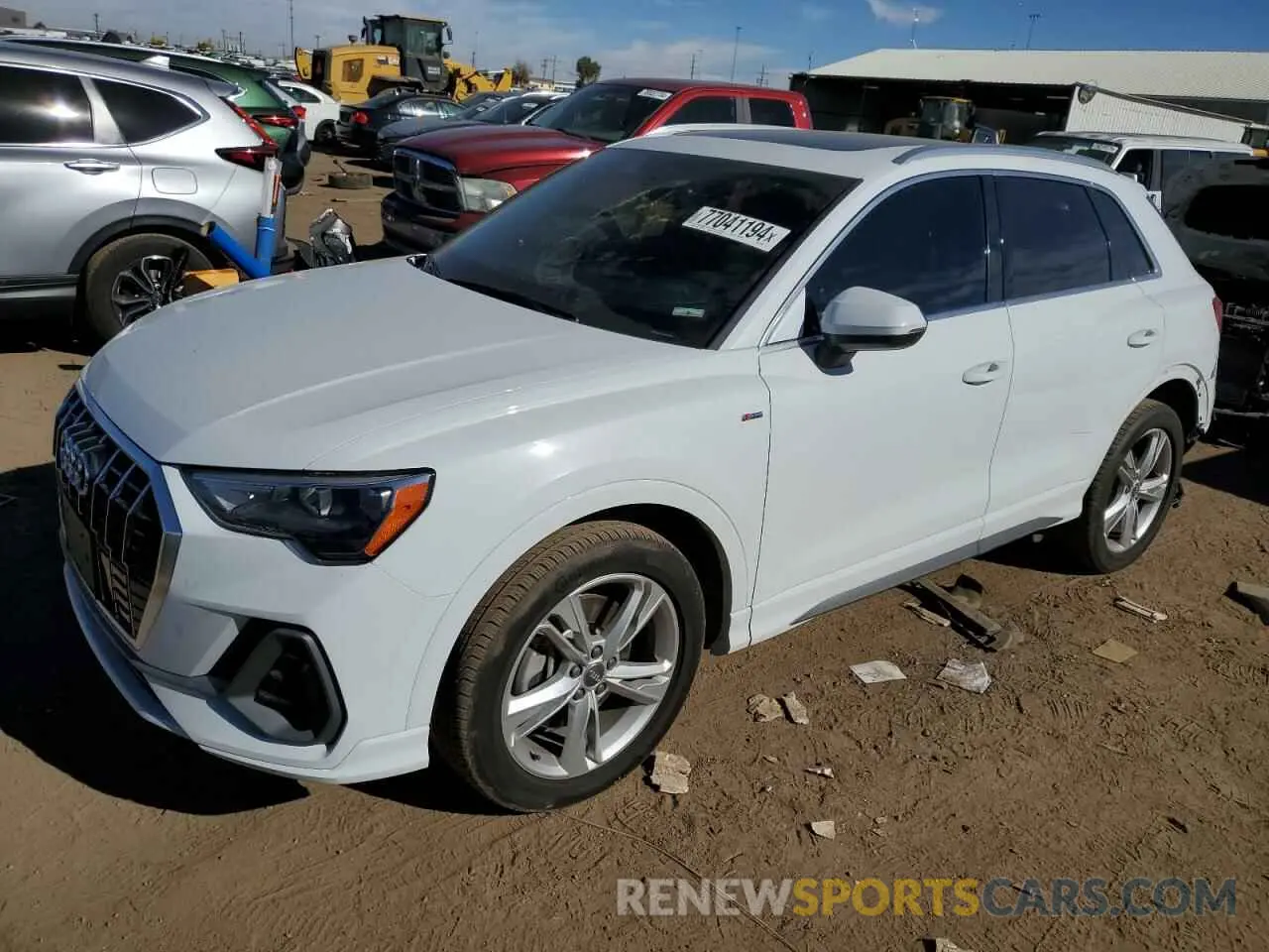 1 Photograph of a damaged car WA1DECF3XM1010485 AUDI Q3 2021