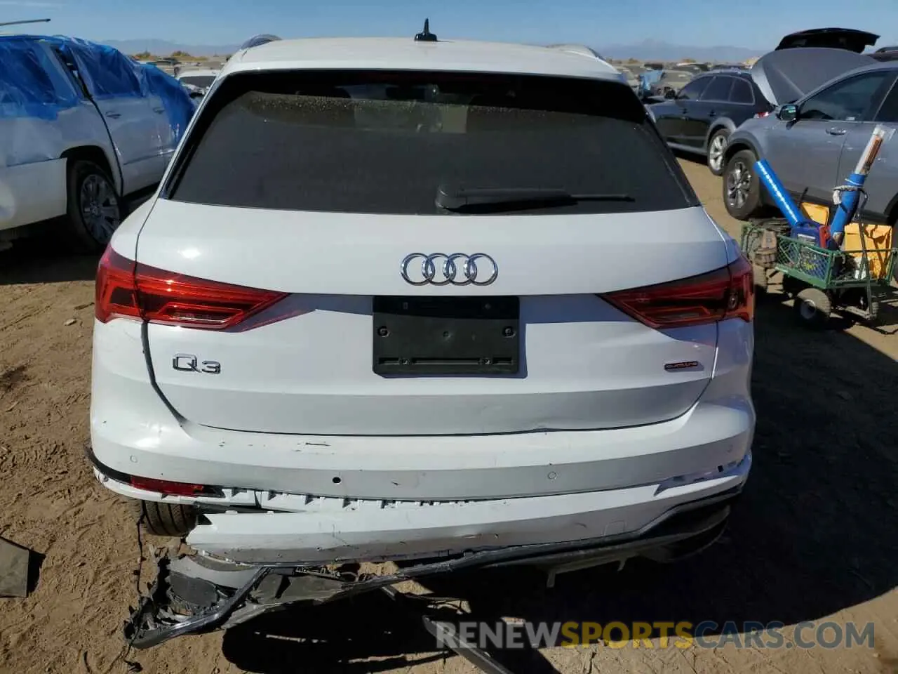6 Photograph of a damaged car WA1DECF3XM1010485 AUDI Q3 2021