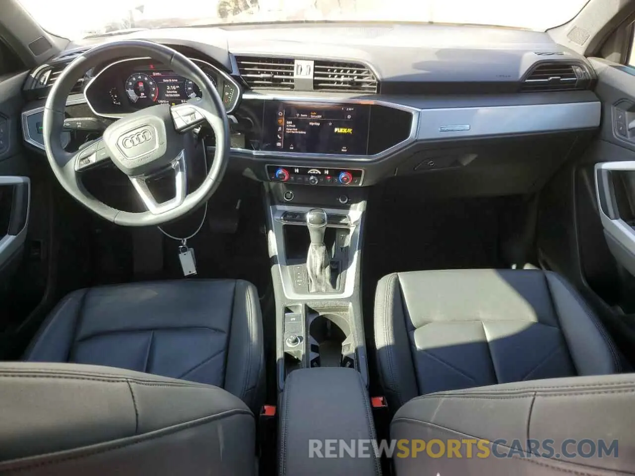 8 Photograph of a damaged car WA1DECF3XM1010485 AUDI Q3 2021