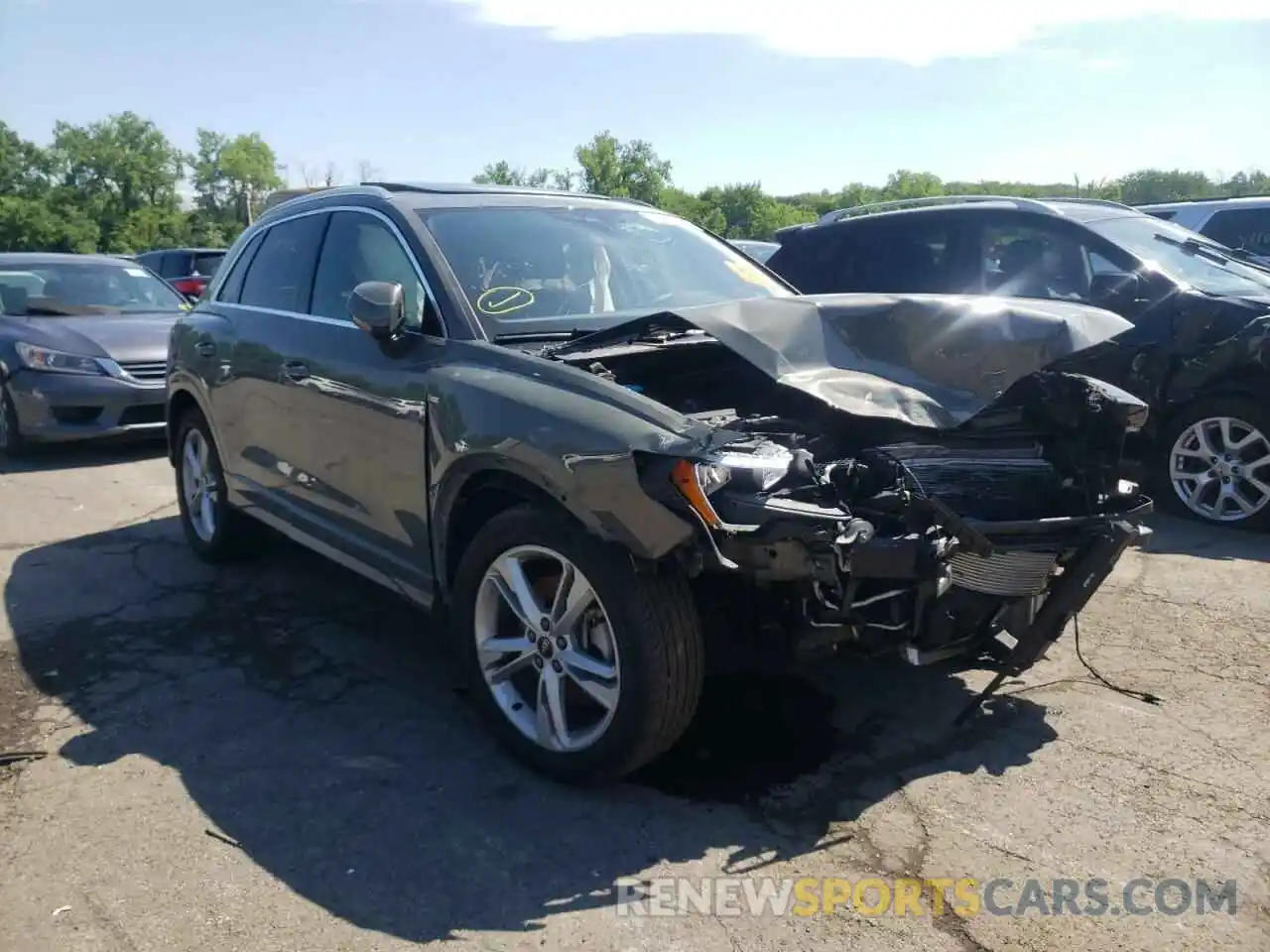 1 Photograph of a damaged car WA1DECF3XM1028100 AUDI Q3 2021