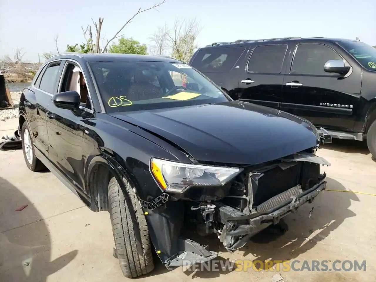 1 Photograph of a damaged car WA1DECF3XM1043387 AUDI Q3 2021