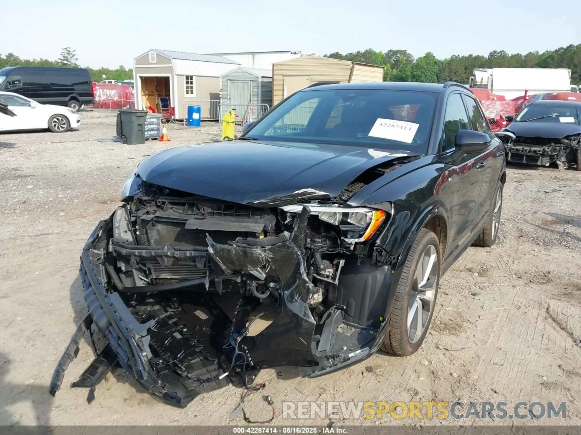6 Photograph of a damaged car WA1DECF3XM1147085 AUDI Q3 2021