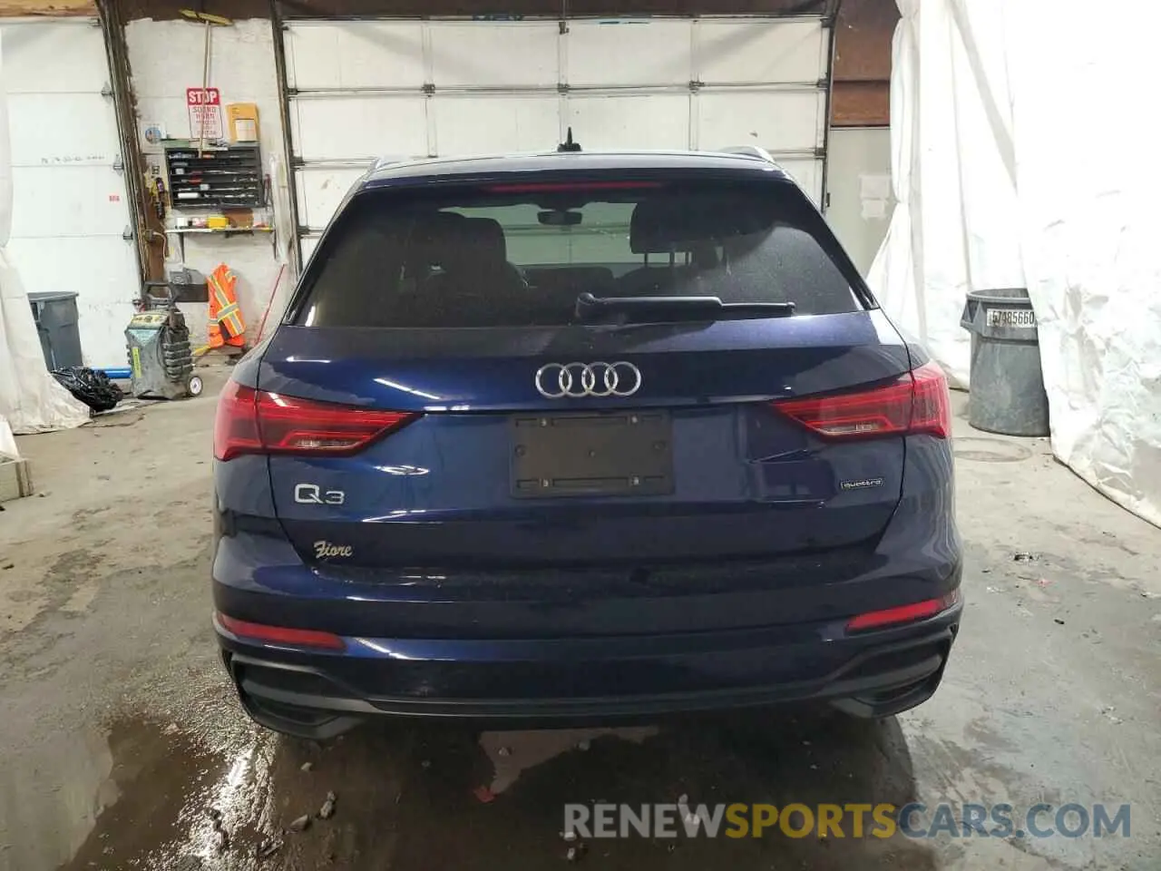 6 Photograph of a damaged car WA1EECF30M1051020 AUDI Q3 2021