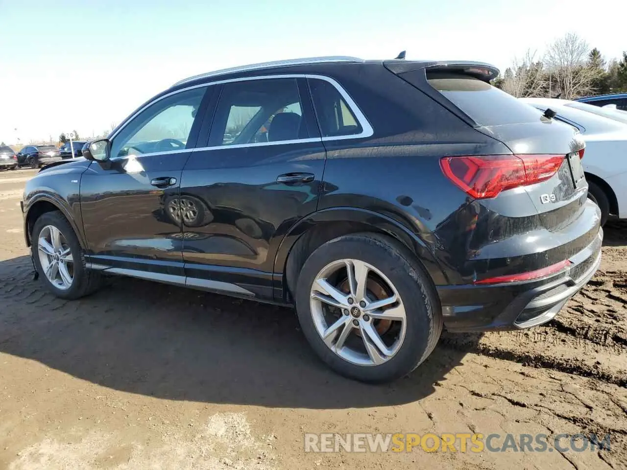 2 Photograph of a damaged car WA1EECF30M1117484 AUDI Q3 2021