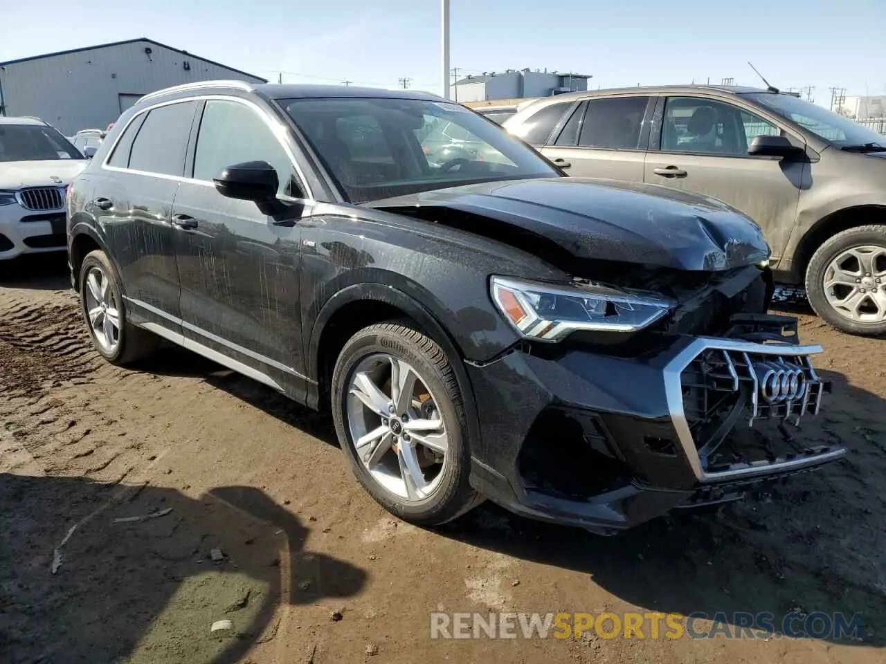 4 Photograph of a damaged car WA1EECF30M1117484 AUDI Q3 2021