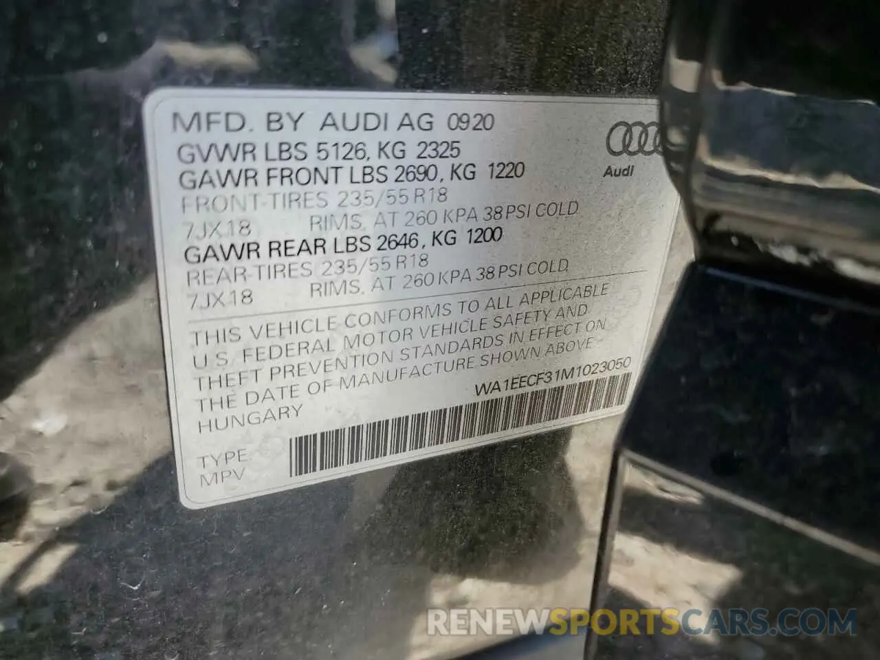 14 Photograph of a damaged car WA1EECF31M1023050 AUDI Q3 2021