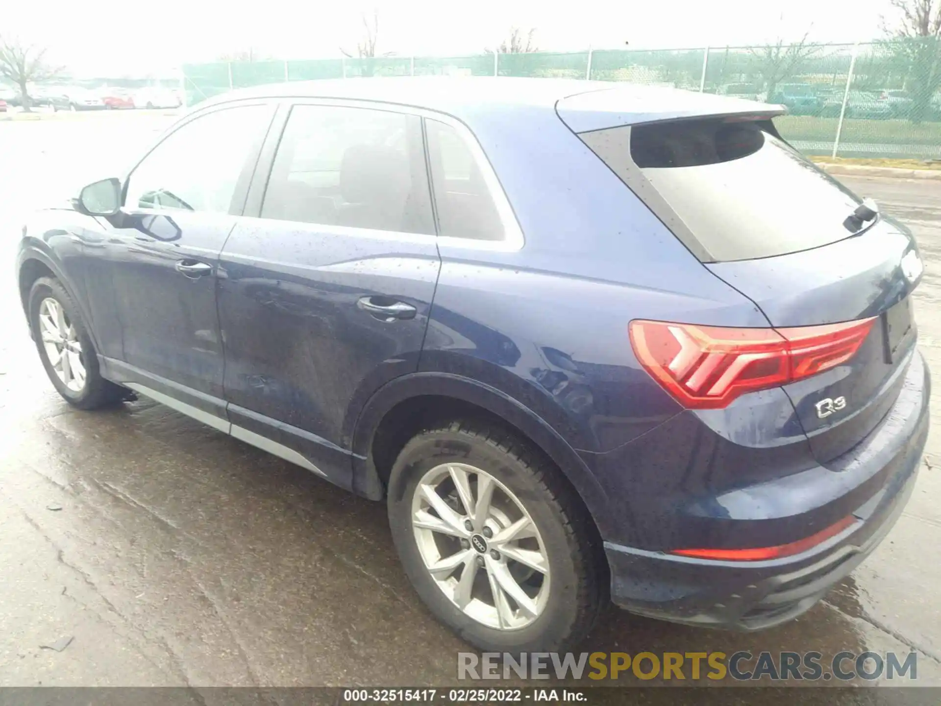 3 Photograph of a damaged car WA1EECF31M1052323 AUDI Q3 2021