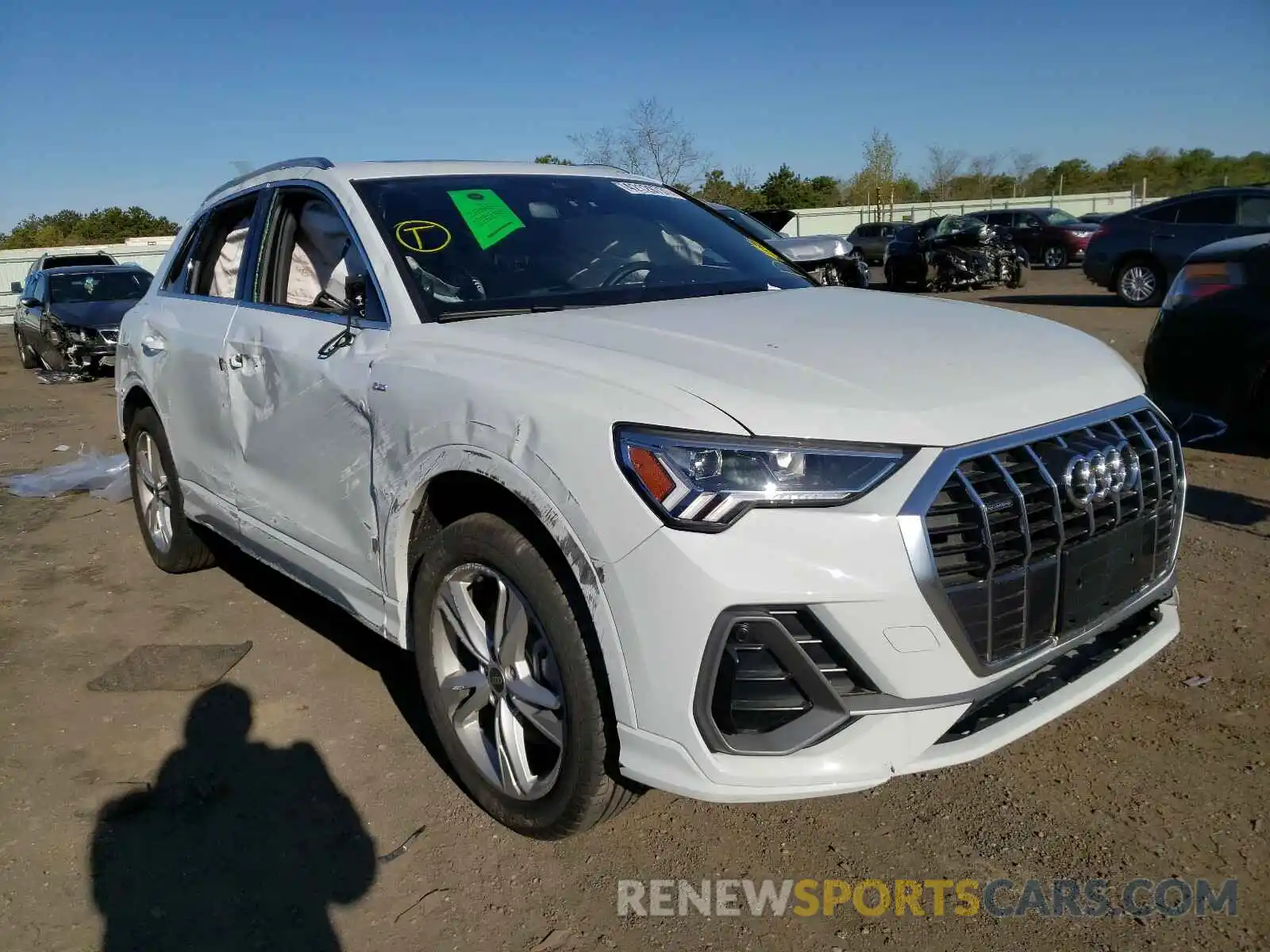 1 Photograph of a damaged car WA1EECF31M1056971 AUDI Q3 2021